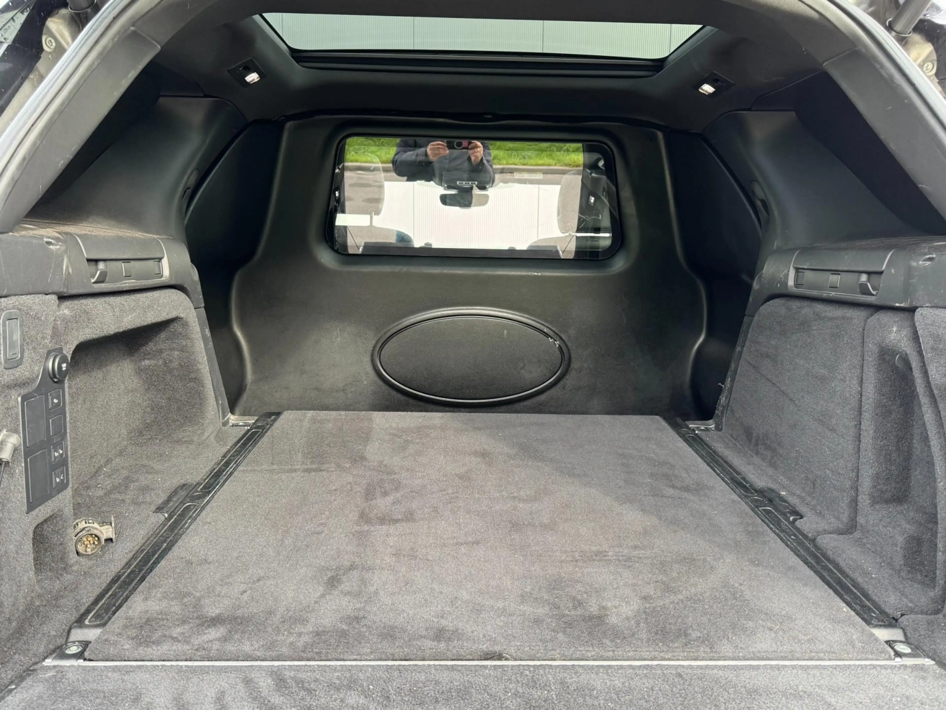 Land Rover Discovery 3.0TDV6 HSE FULL OPTIONS — photo 15