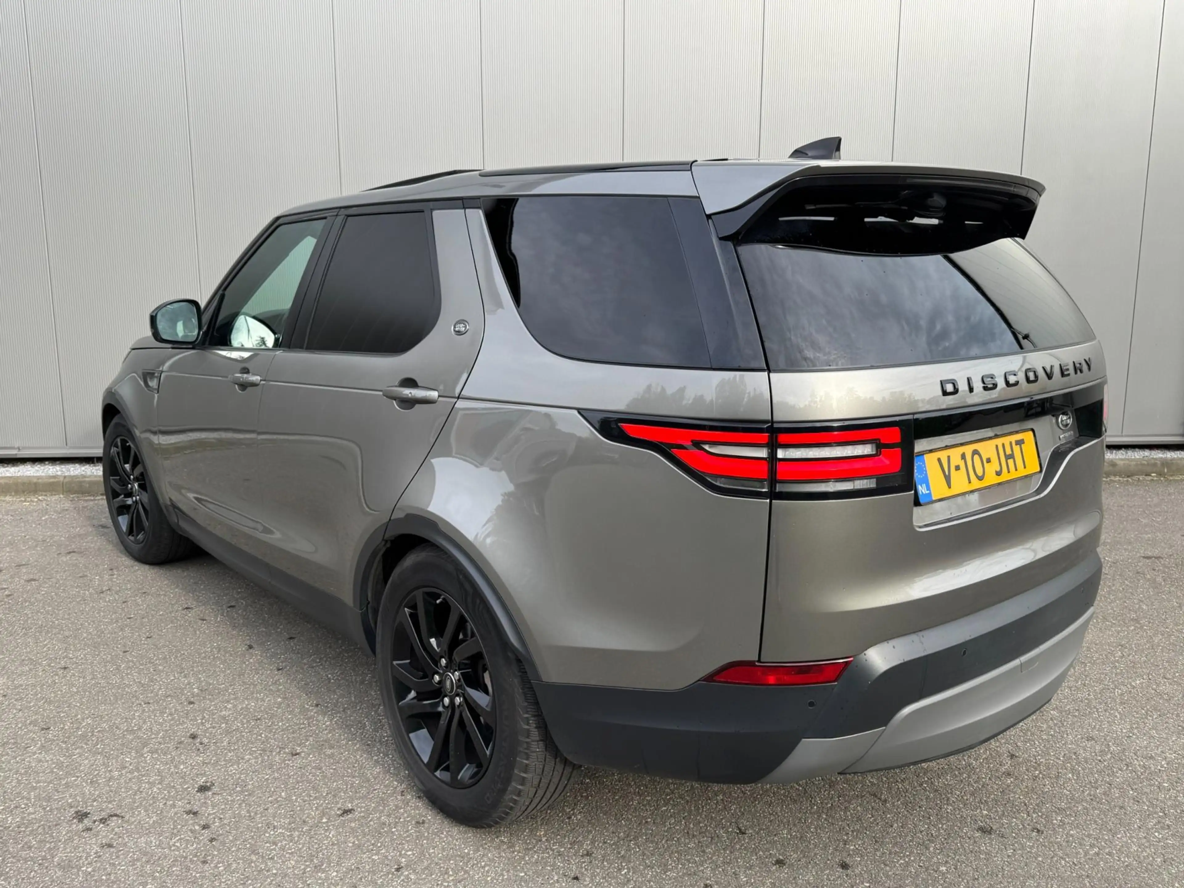 Land Rover Discovery 3.0TDV6 HSE FULL OPTIONS — photo 6