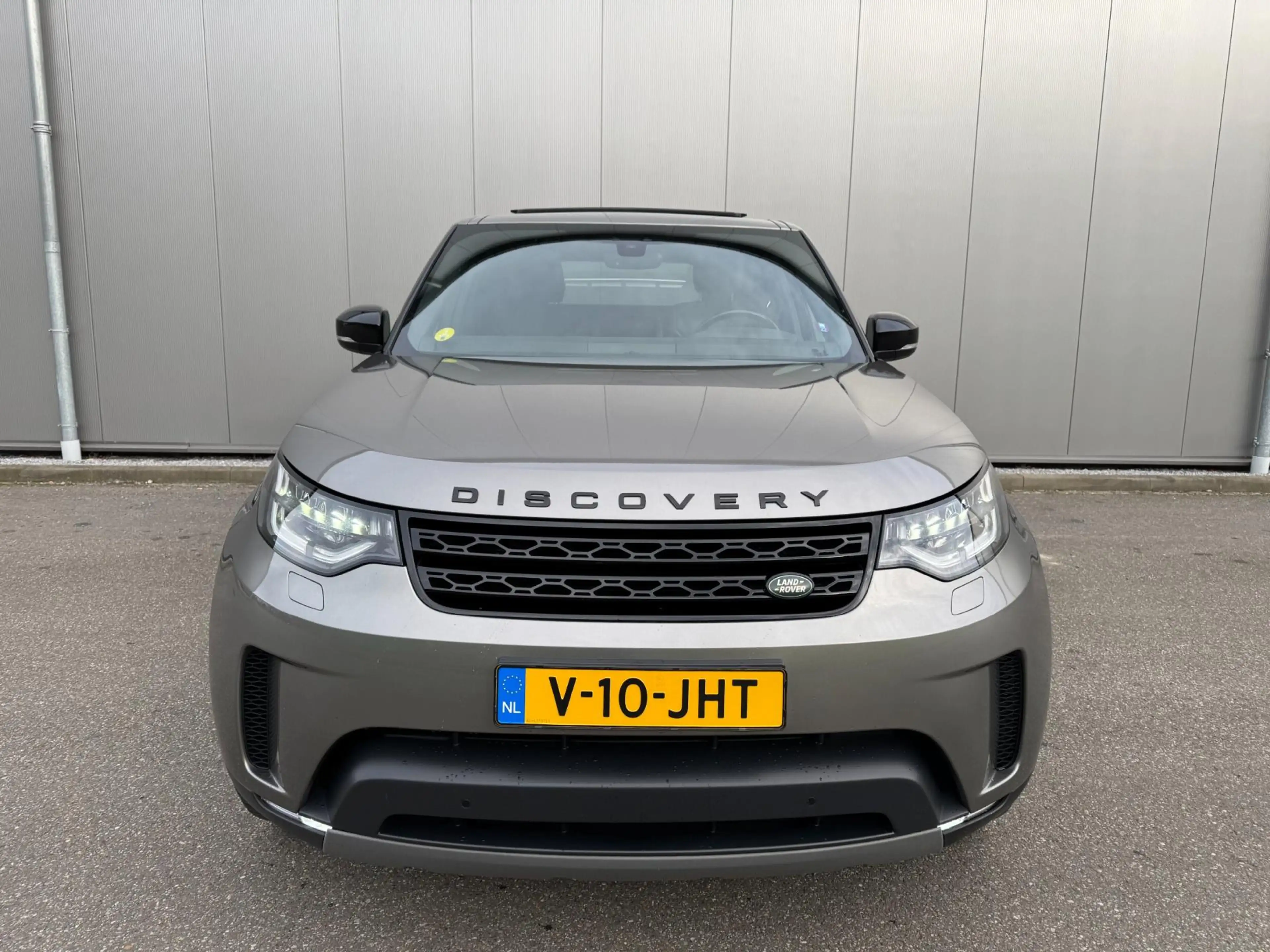 Land Rover Discovery 3.0TDV6 HSE FULL OPTIONS — photo 2
