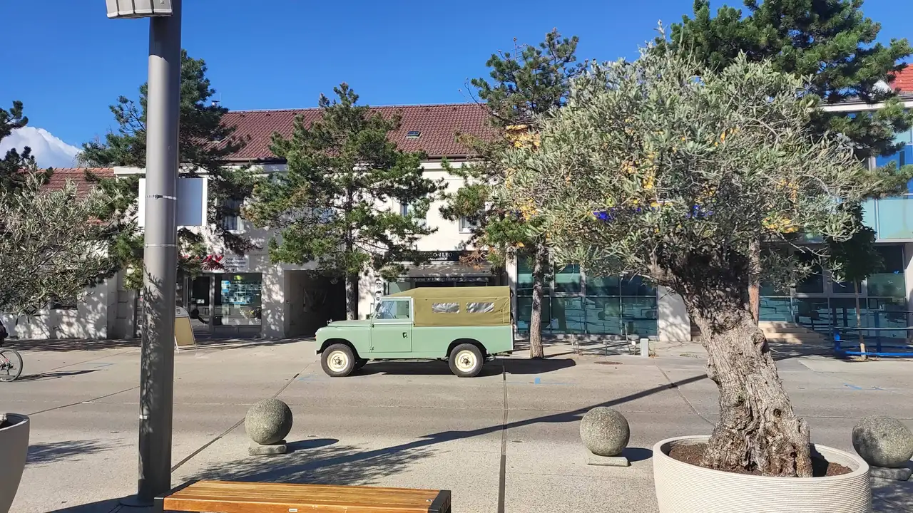 Land Rover Sonstige Serie 2A Pick Up Truck Cab 109 — photo 1 of 40