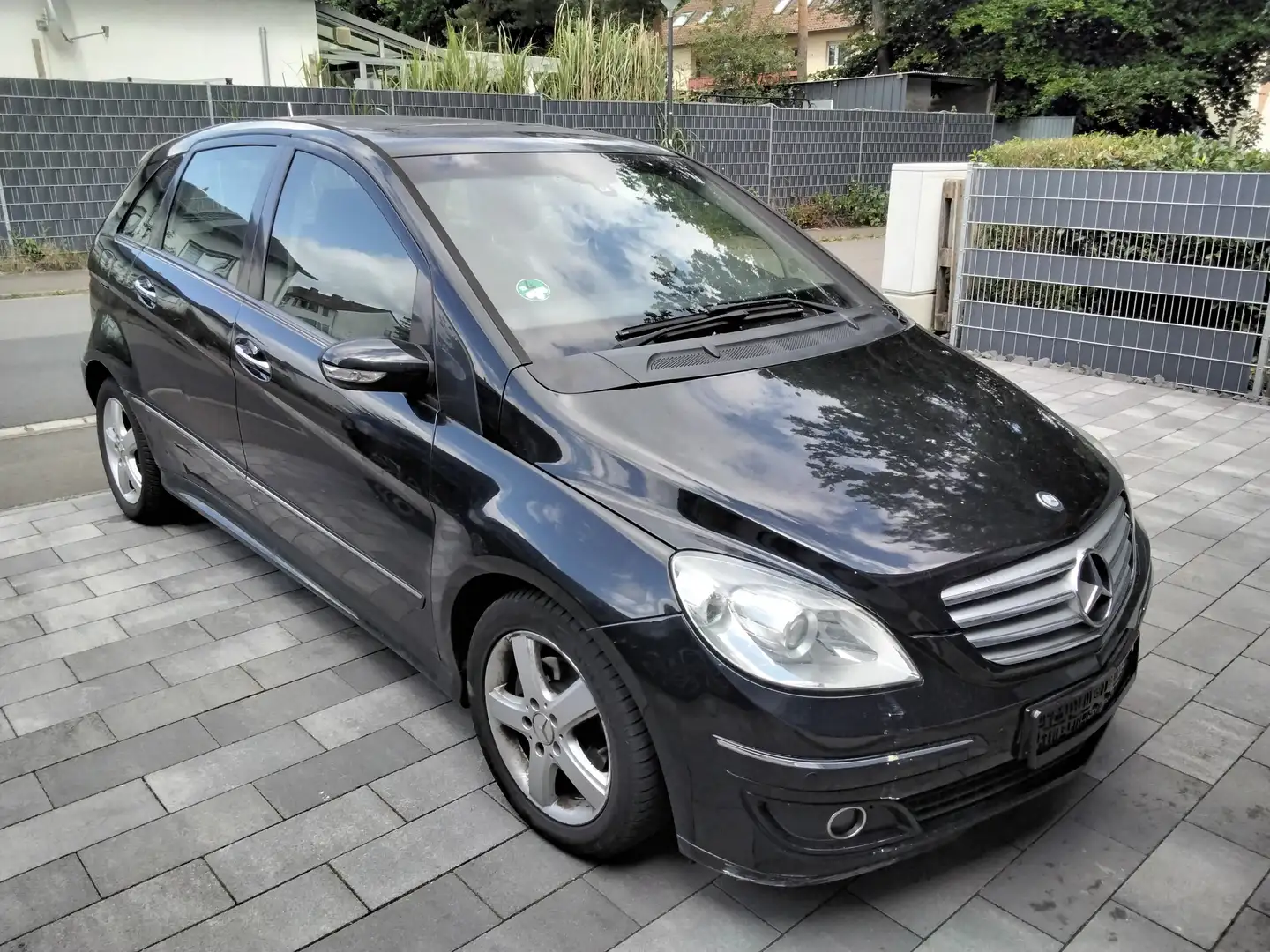 Mercedes-Benz B 200 CDI Noir - 1