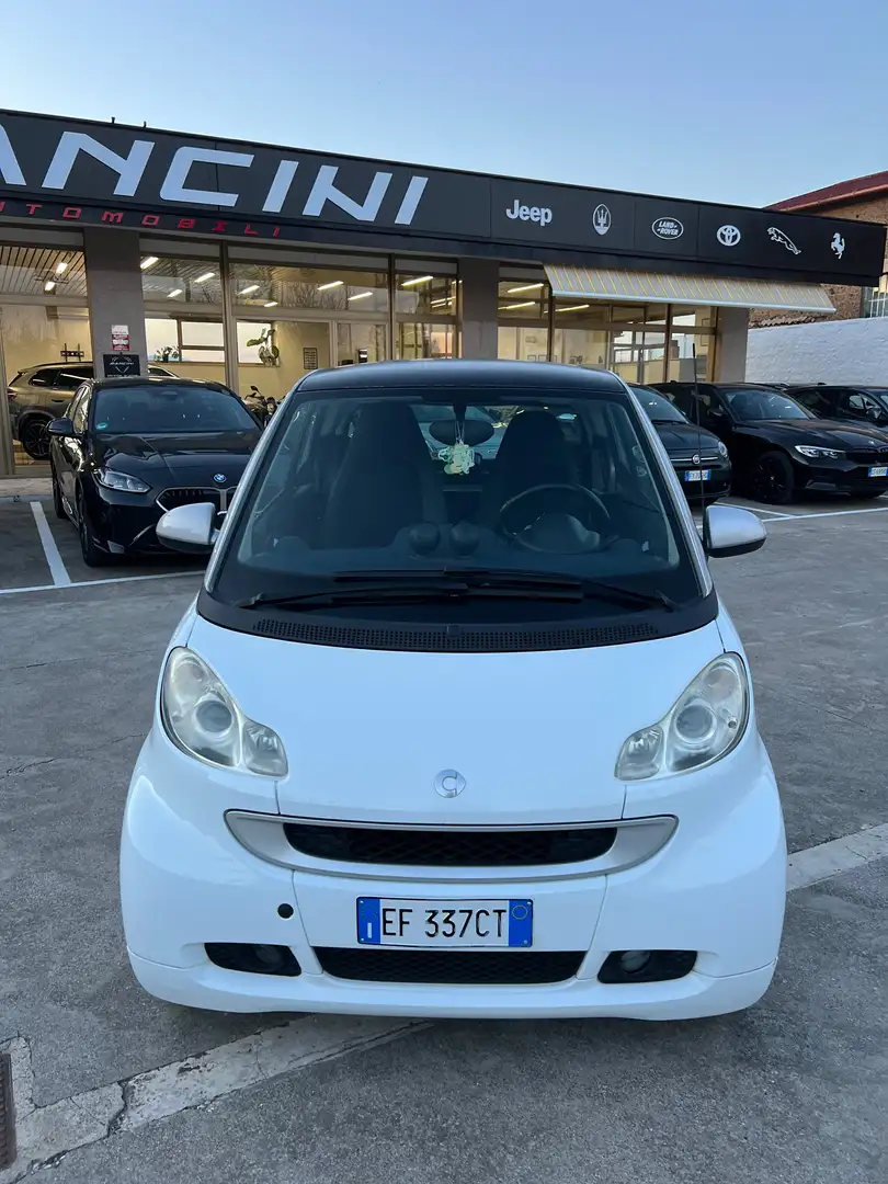 smart forTwo Fortwo II 1.0 mhd Pure 71cv FL Bianco - 2