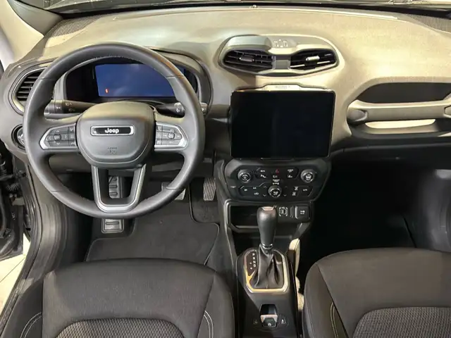Jeep Renegade view 11