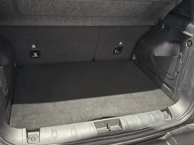 Jeep Renegade view 14