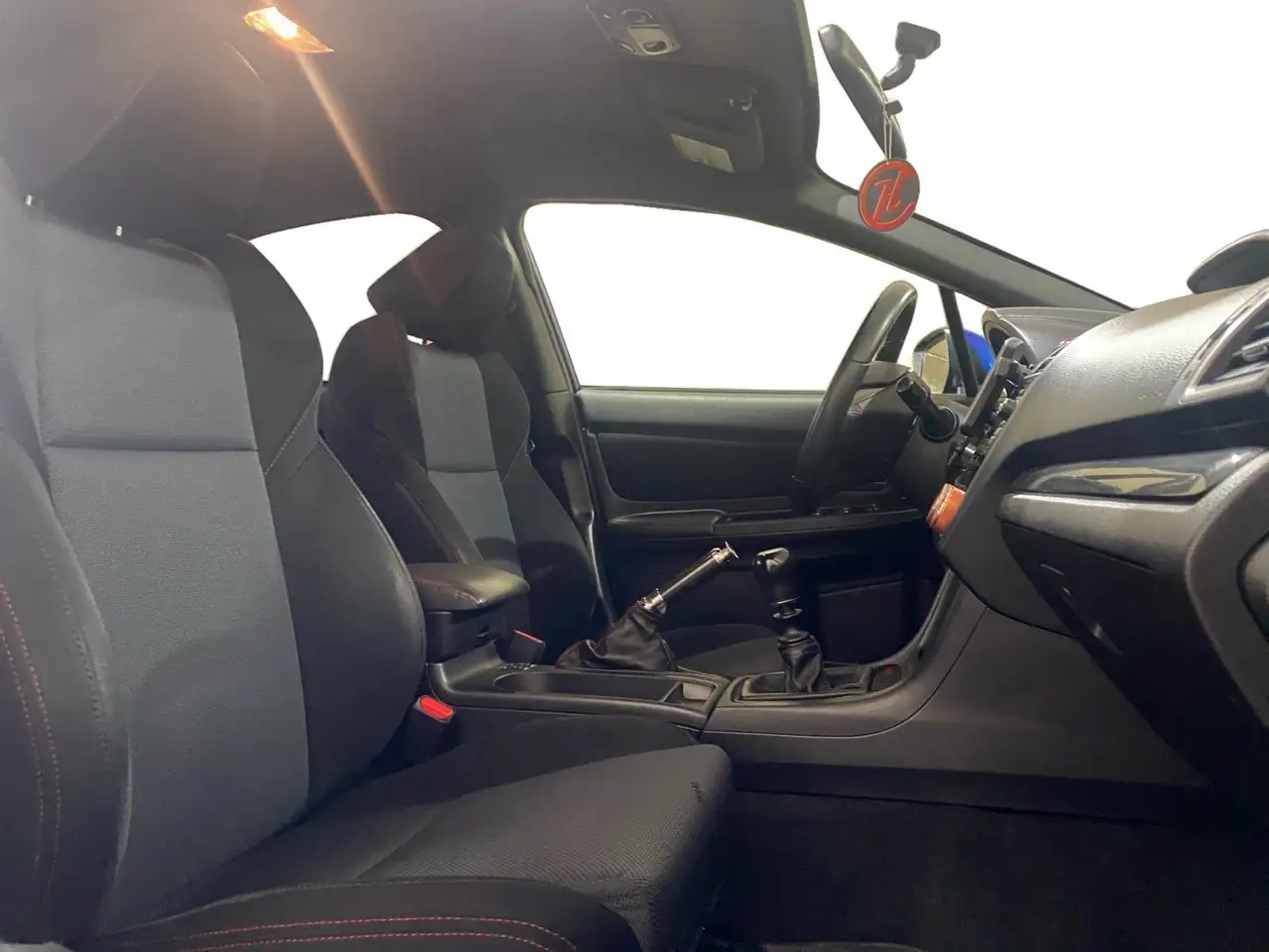 Subaru WRX снимка Subaru WRX