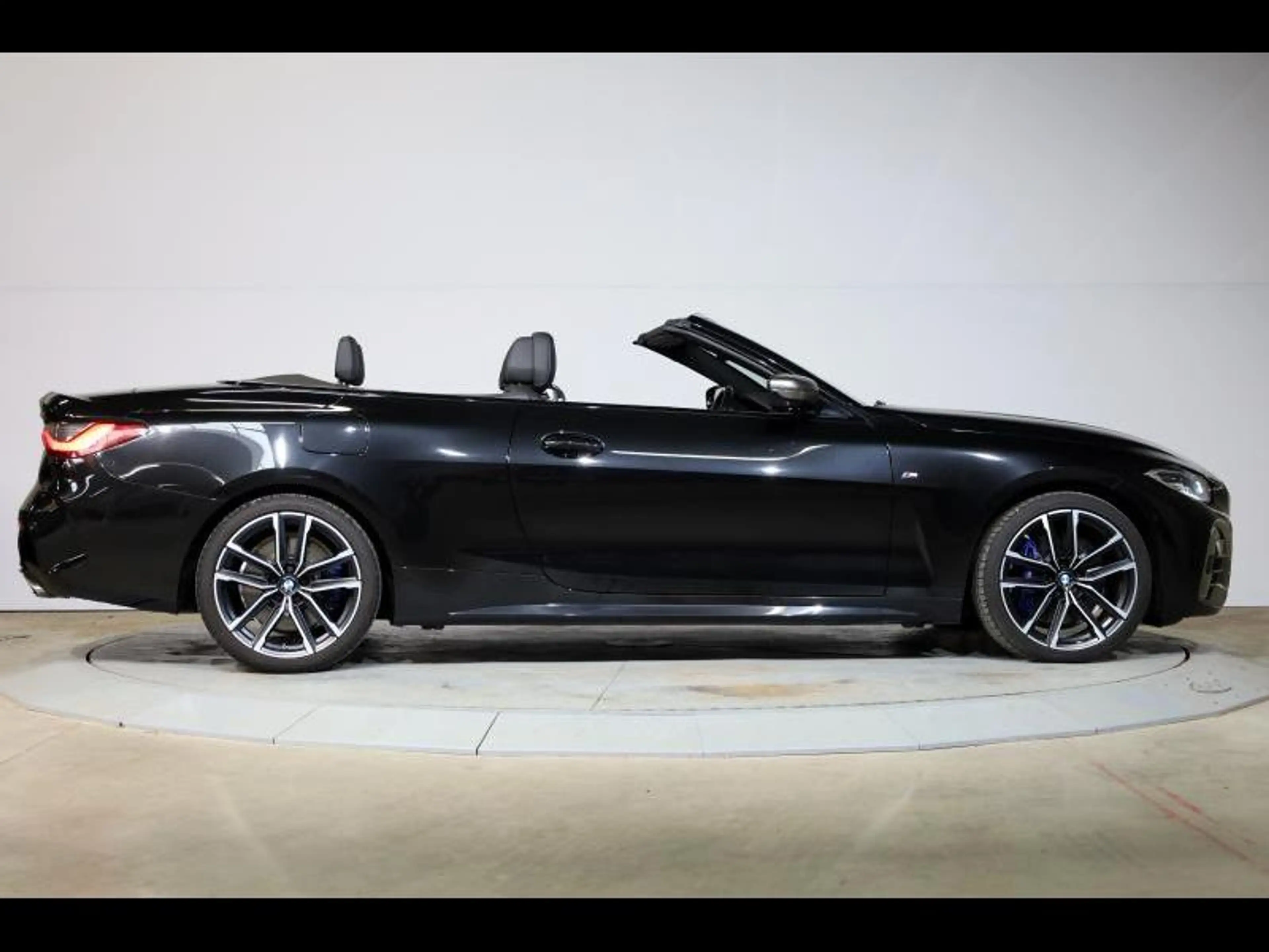 BMW 440 i xDrive Cabrio Kit M Sport — photo 3