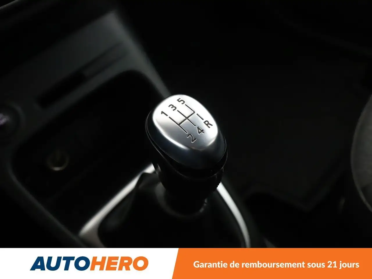 Renault Captur — photo 26