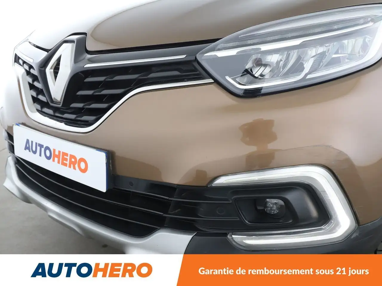 Renault Captur — photo 30