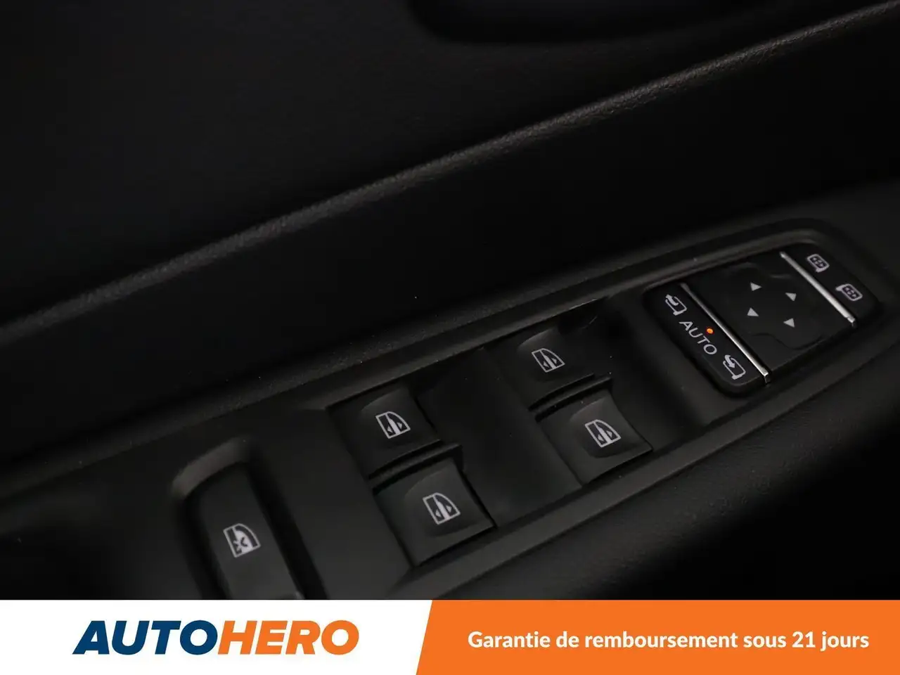 Renault Captur — photo 29