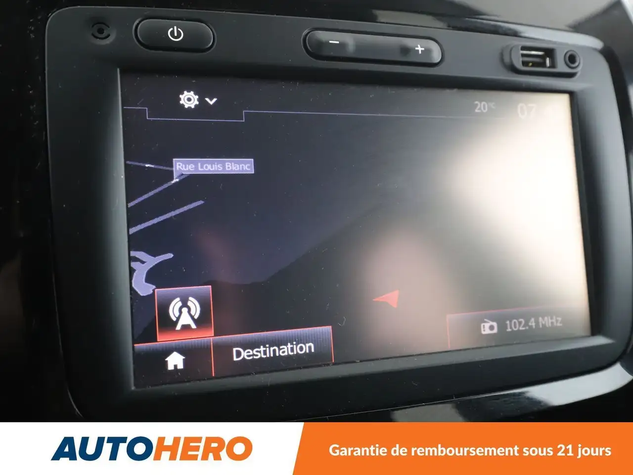 Renault Captur — photo 23