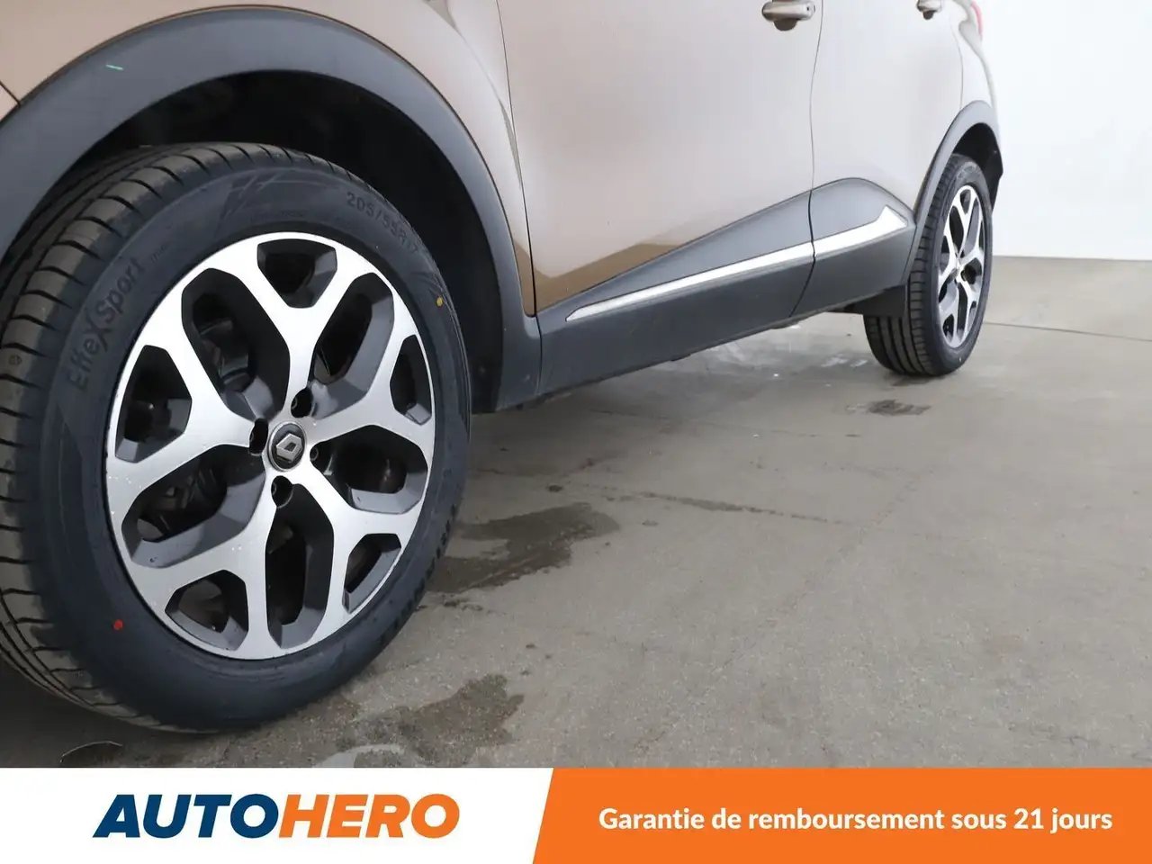 Renault Captur — photo 31