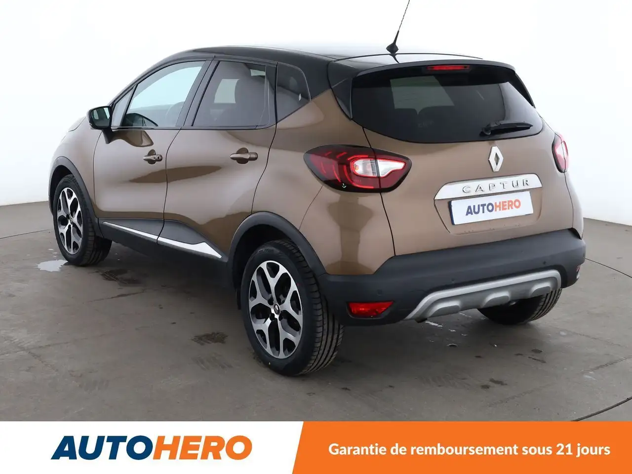 Renault Captur — photo 4