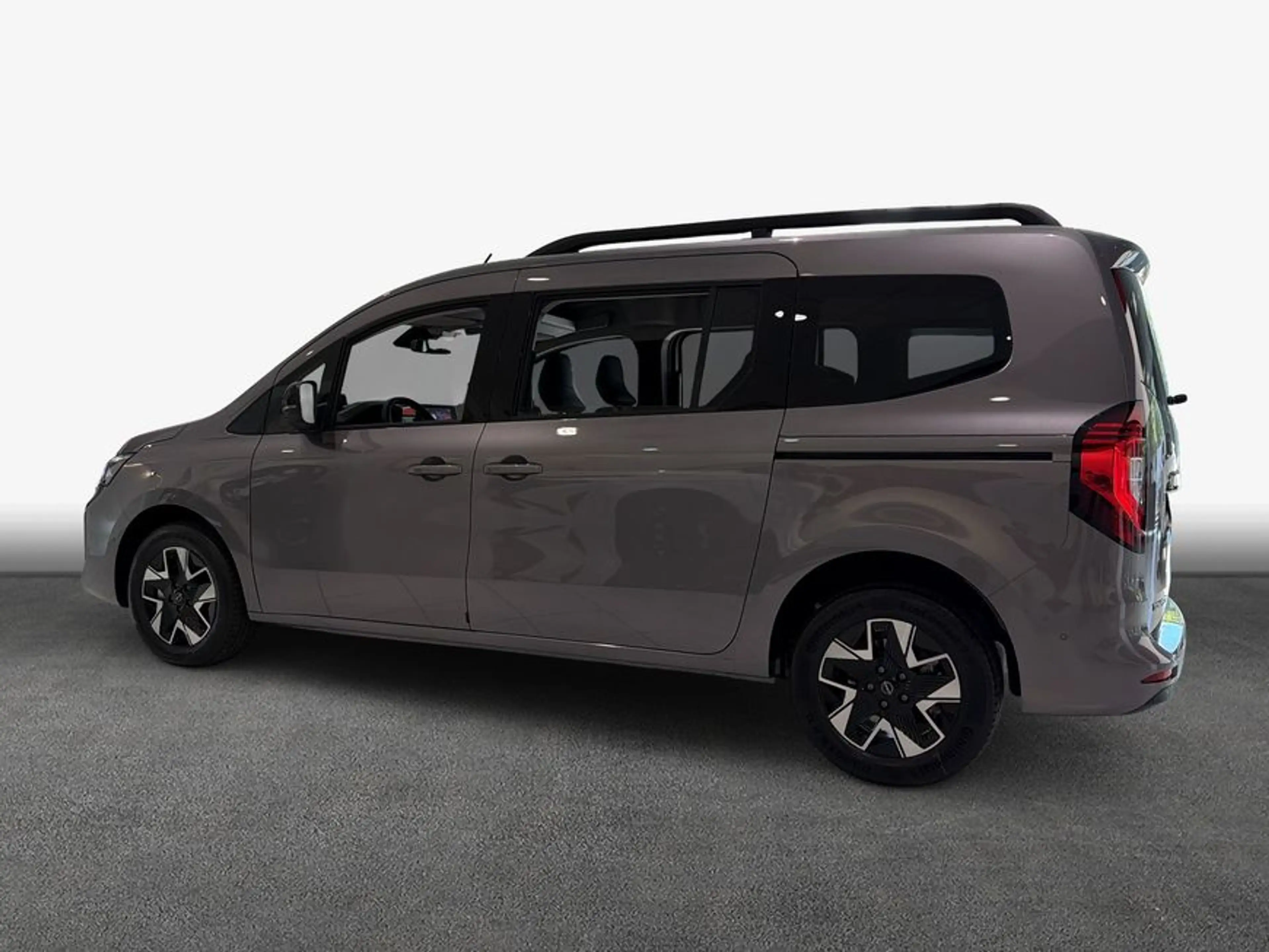 Nissan Townstar DIG-T 130 Aut. Kombi L2 Tekna 96 kW, 5-tü — photo 4