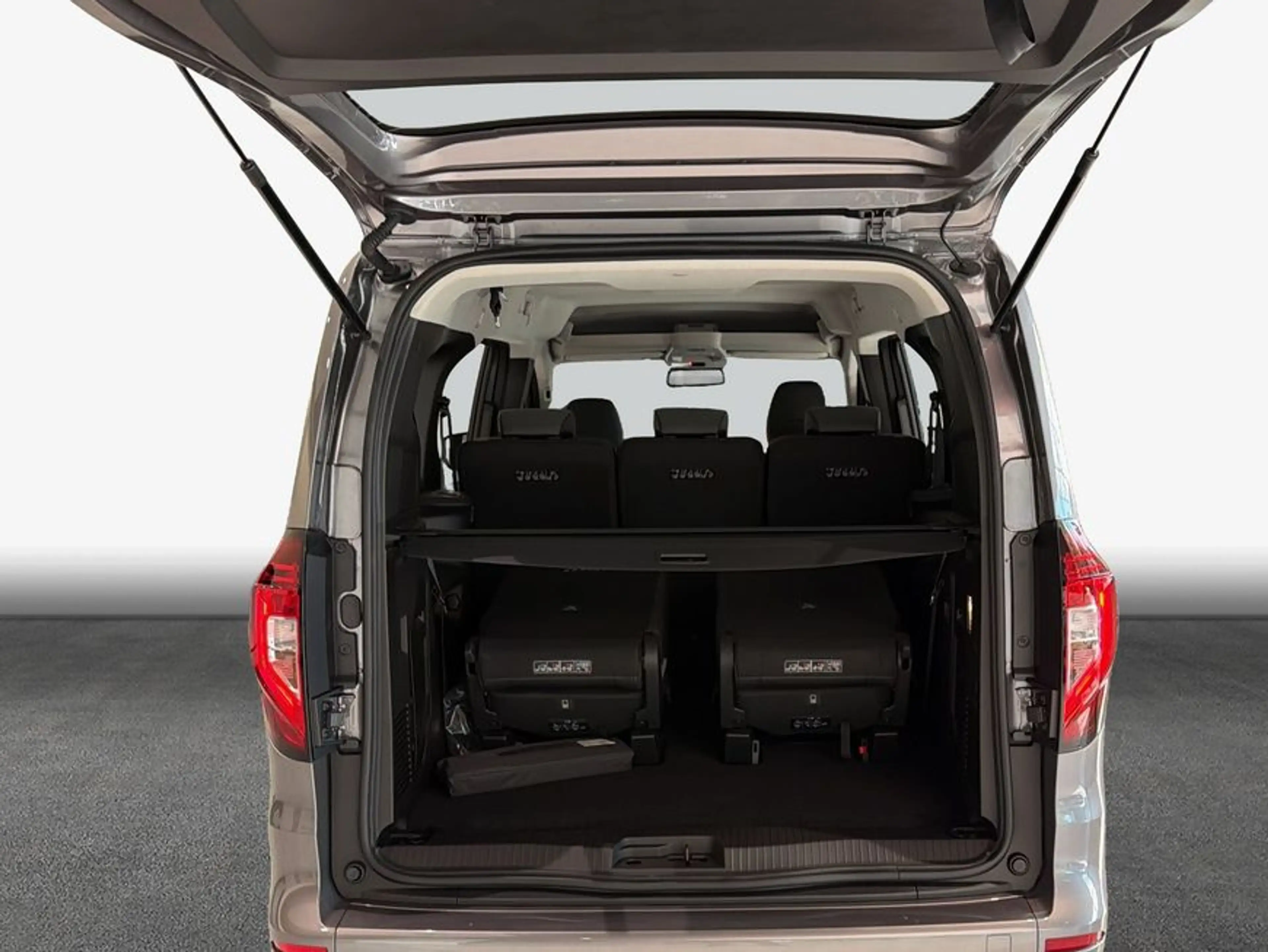 Nissan Townstar DIG-T 130 Aut. Kombi L2 Tekna 96 kW, 5-tü — photo 8