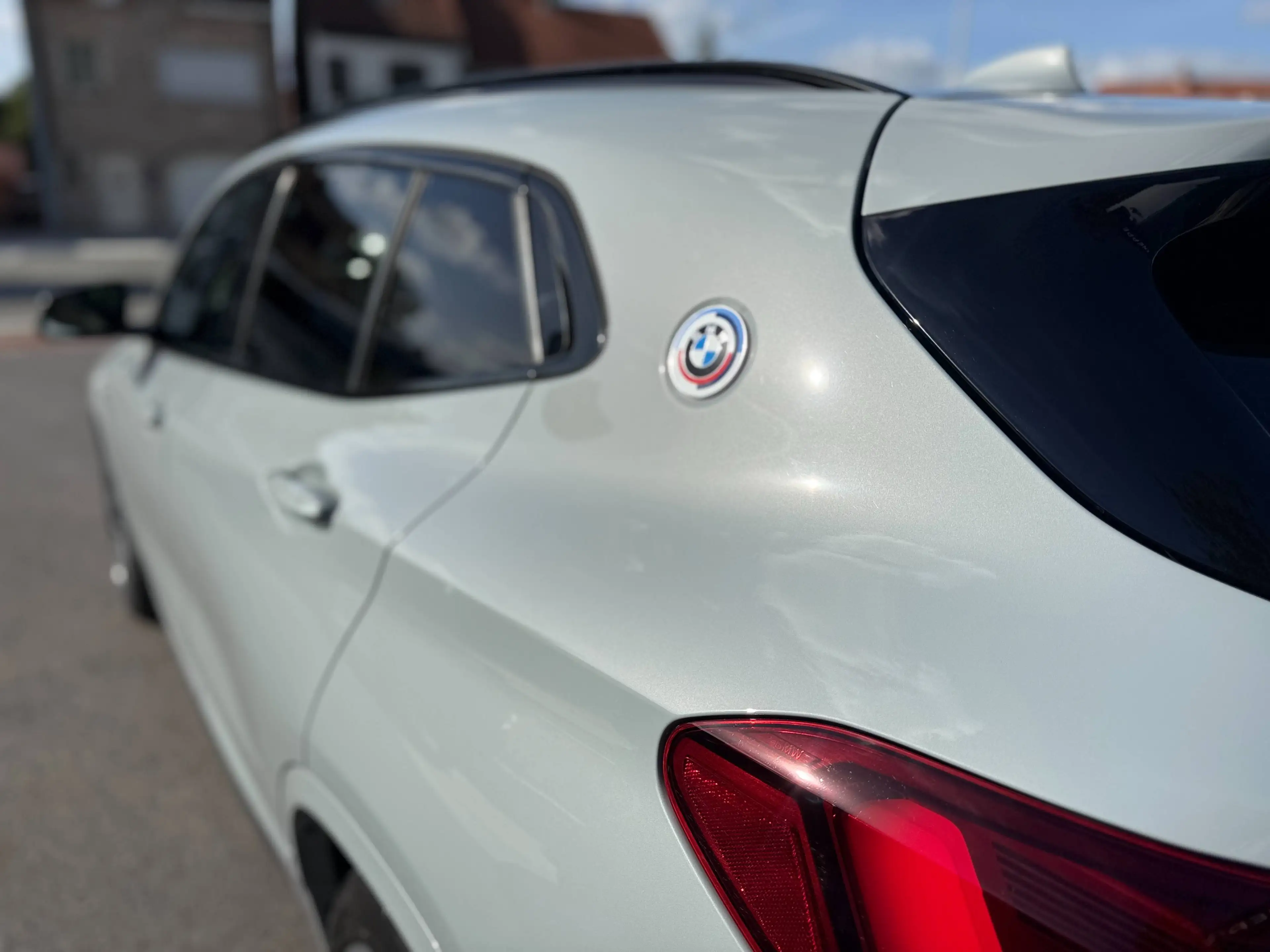BMW X2 BMW X2 xDrive25e M Sport – Plug-in Hybrid – M Heritage – Panoramadak – HUD – Harman Kardon — photo 8