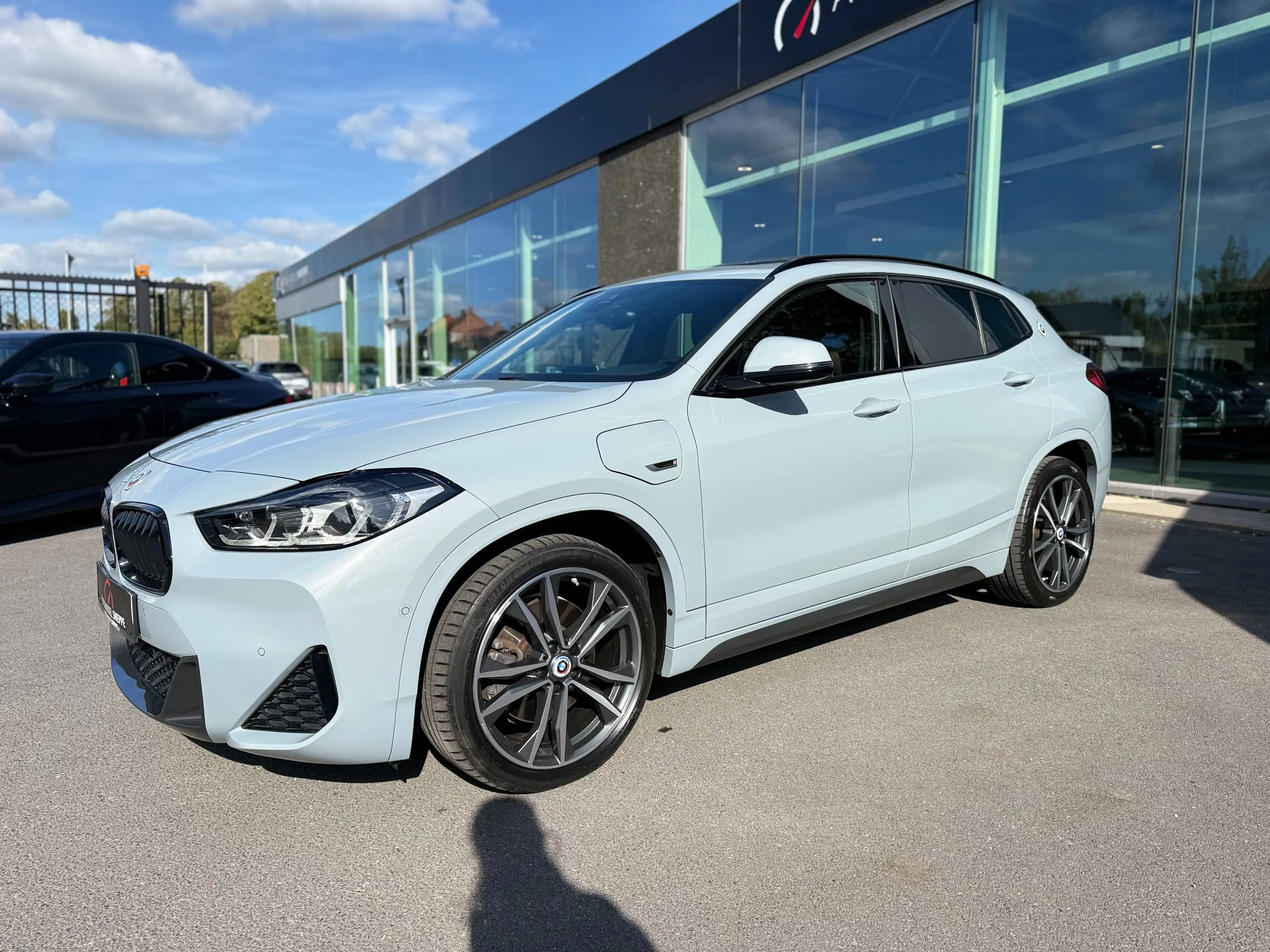 BMW X2 BMW X2 xDrive25e M Sport – Plug-in Hybrid – M Heritage – Panoramadak – HUD – Harman Kardon — photo 5