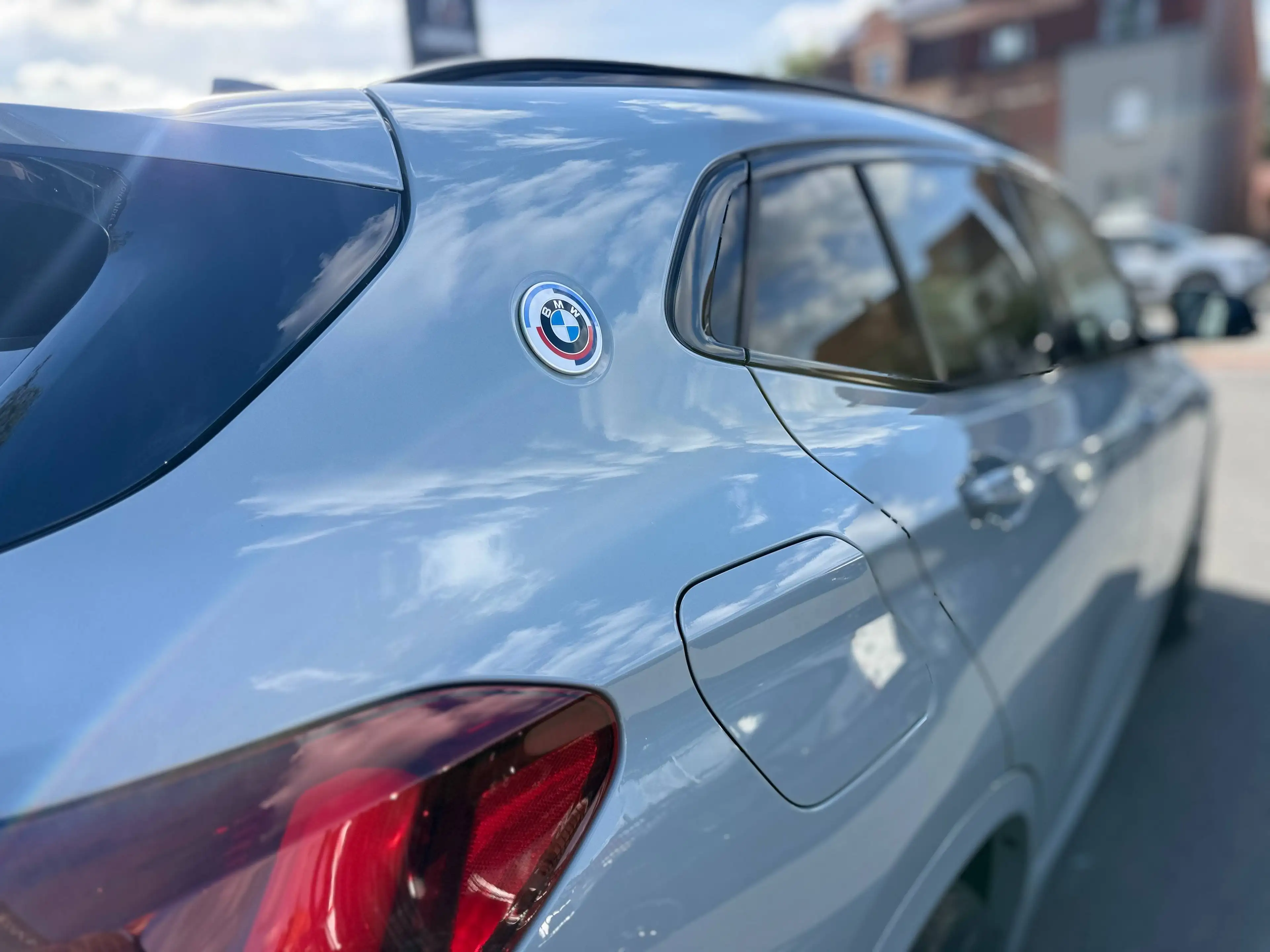 BMW X2 BMW X2 xDrive25e M Sport – Plug-in Hybrid – M Heritage – Panoramadak – HUD – Harman Kardon — photo 11