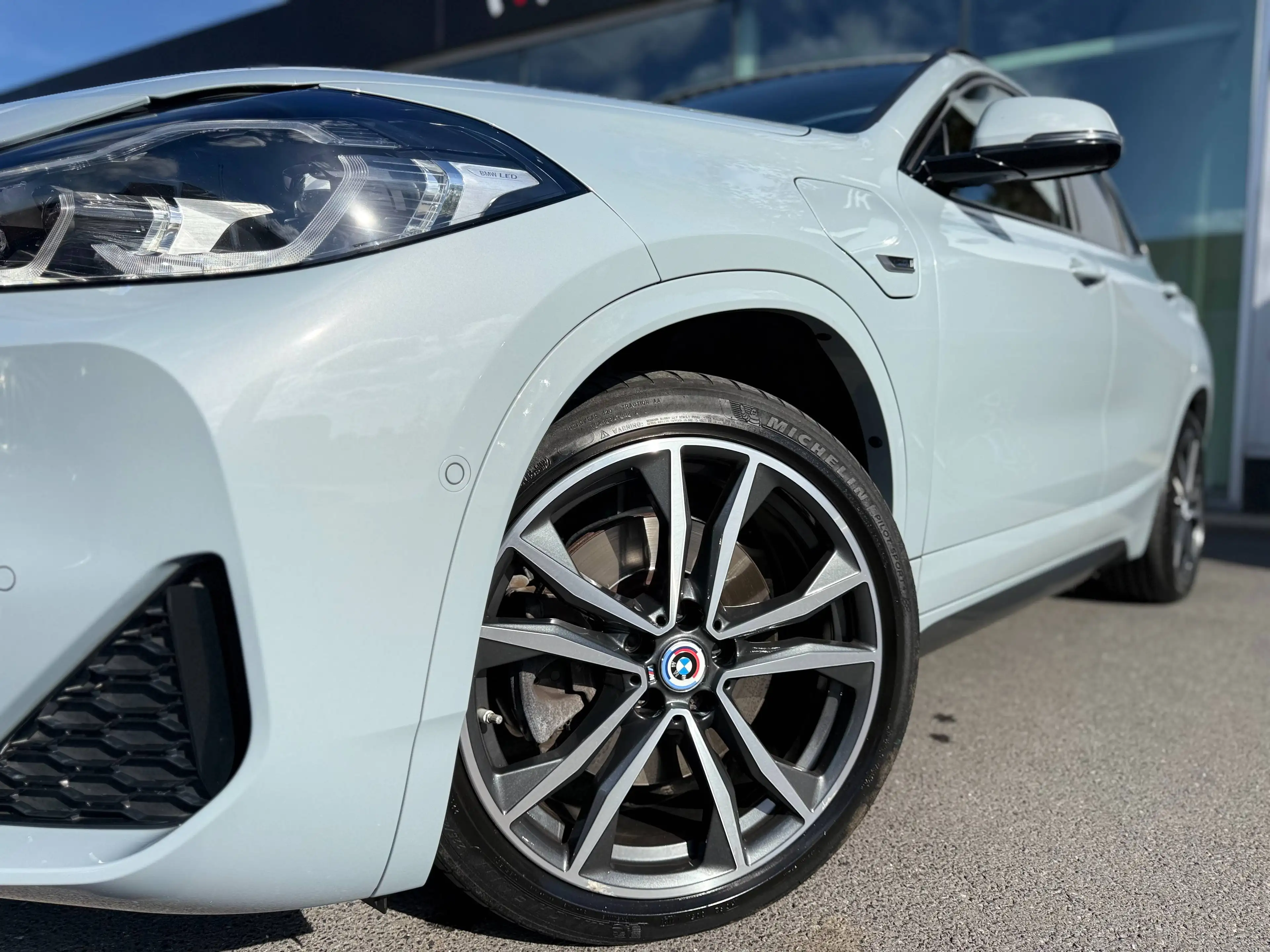 BMW X2 BMW X2 xDrive25e M Sport – Plug-in Hybrid – M Heritage – Panoramadak – HUD – Harman Kardon — photo 12
