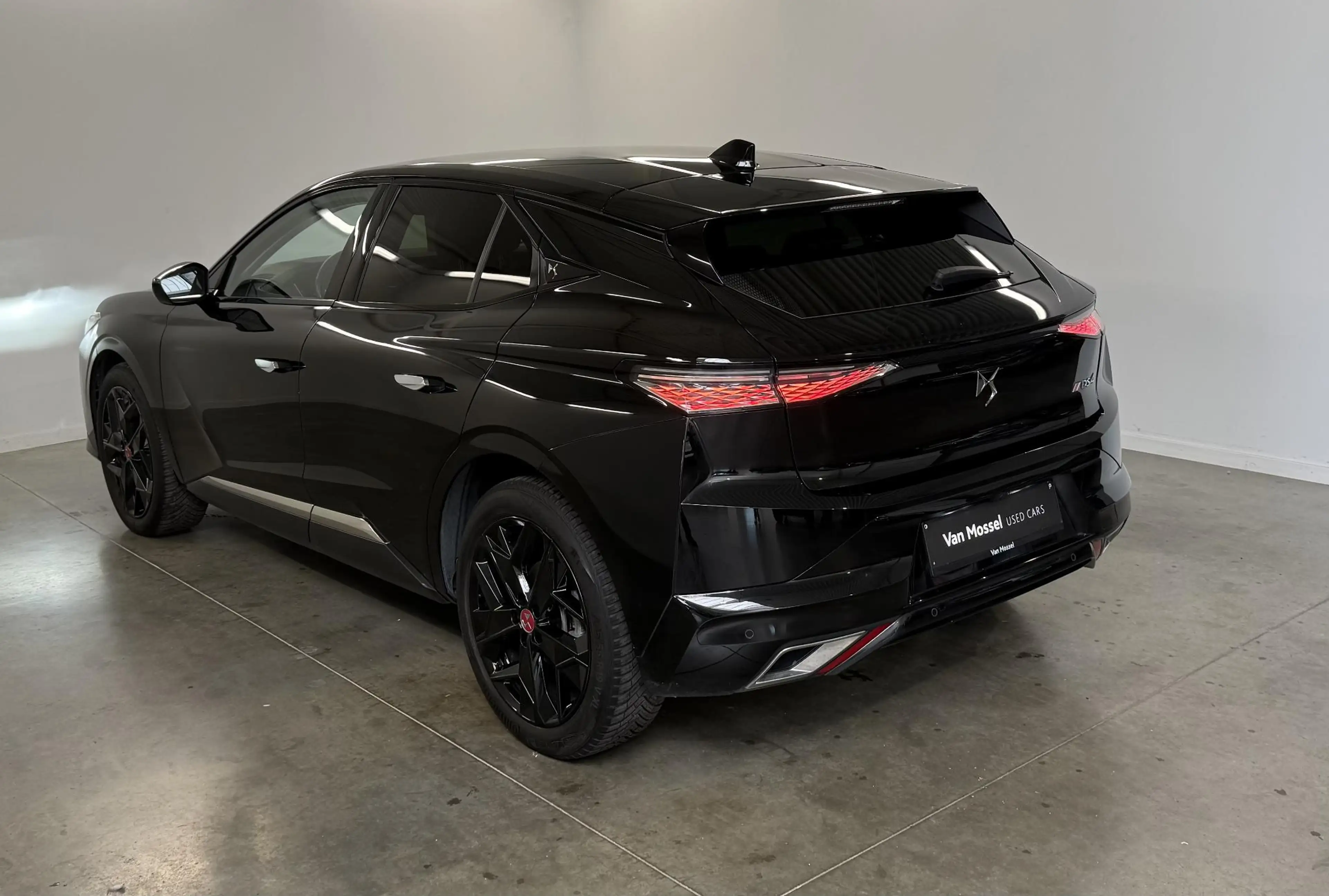 DS Automobiles DS 4 PureTech 130 Automatic Performance Line+ — photo 6