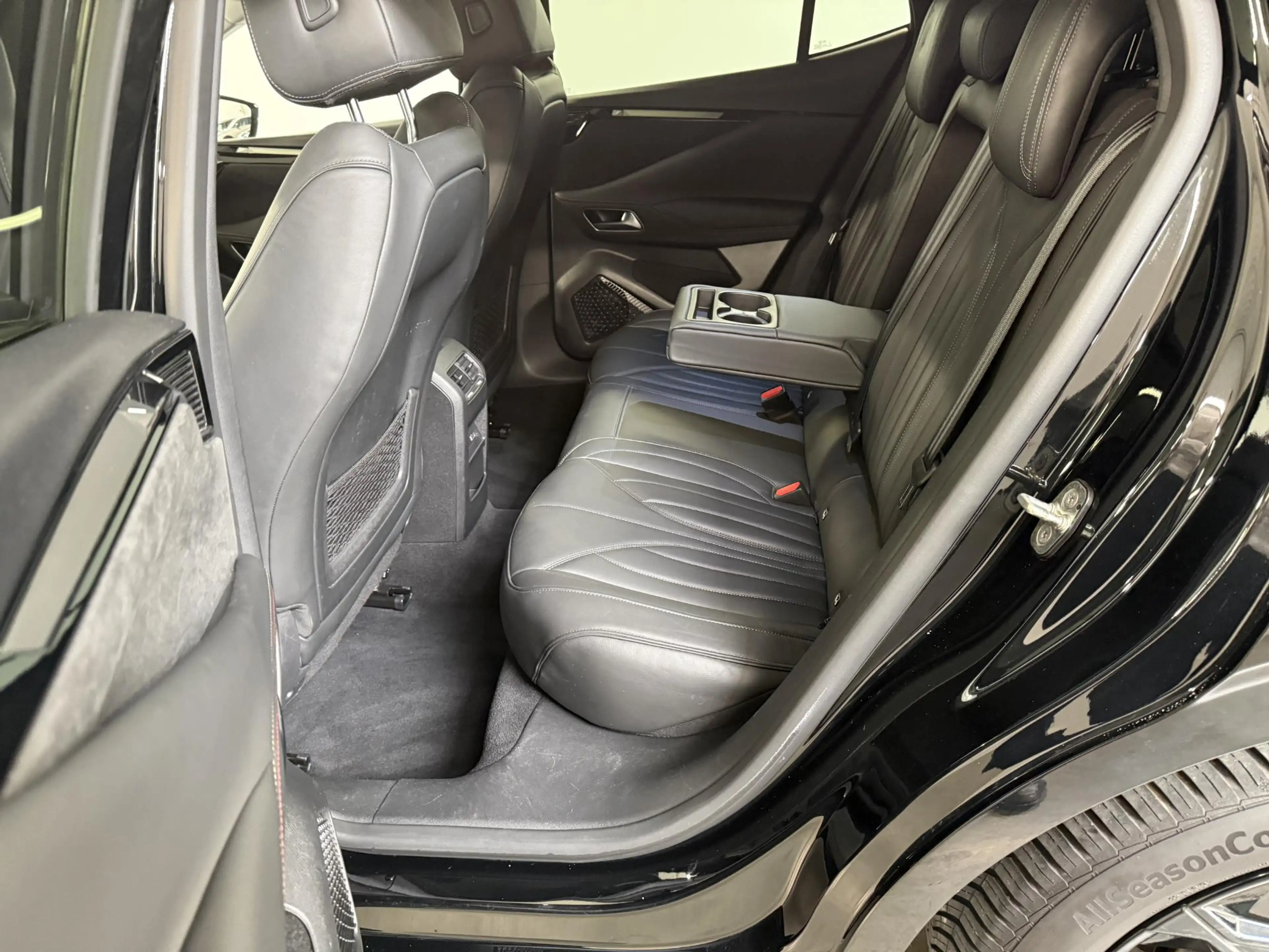 DS Automobiles DS 4 PureTech 130 Automatic Performance Line+ — photo 14
