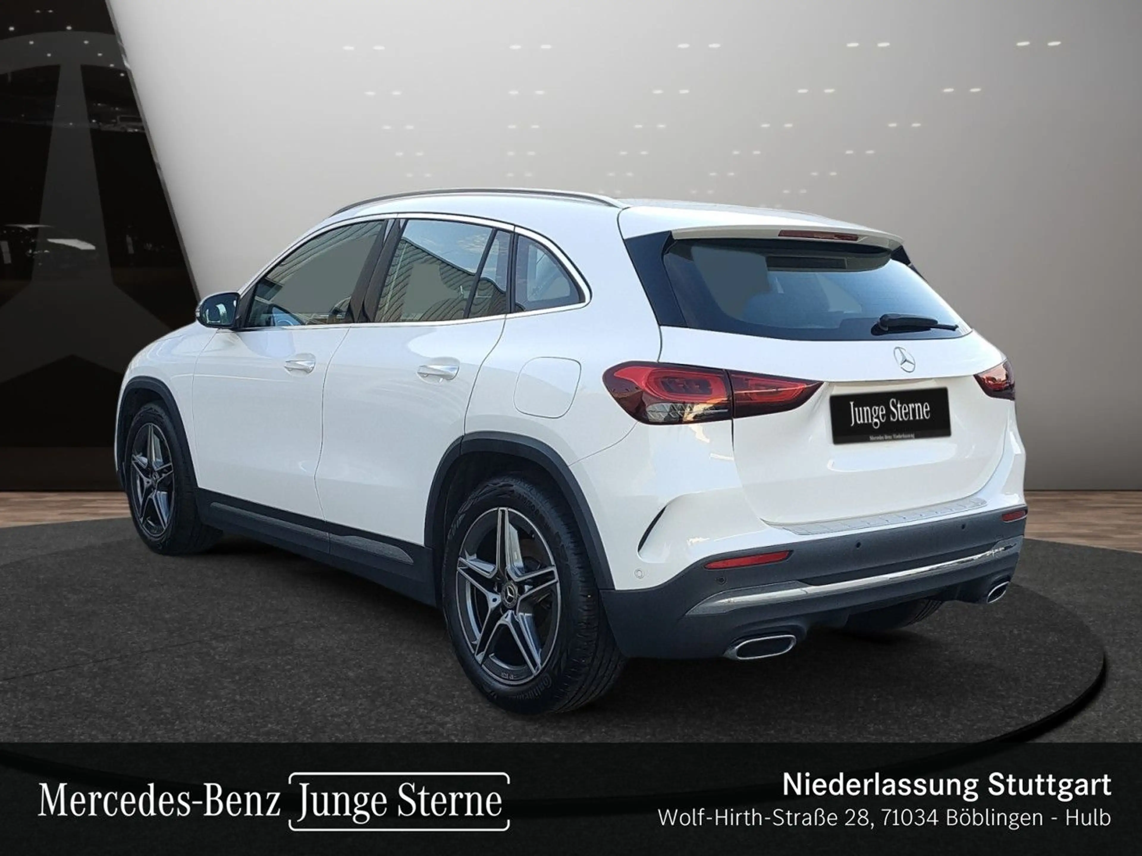 Mercedes-Benz GLA 220 d 4M AMG+PANO+AHK+MULTIBEAM+KAMERA+KEYLESS — photo 9