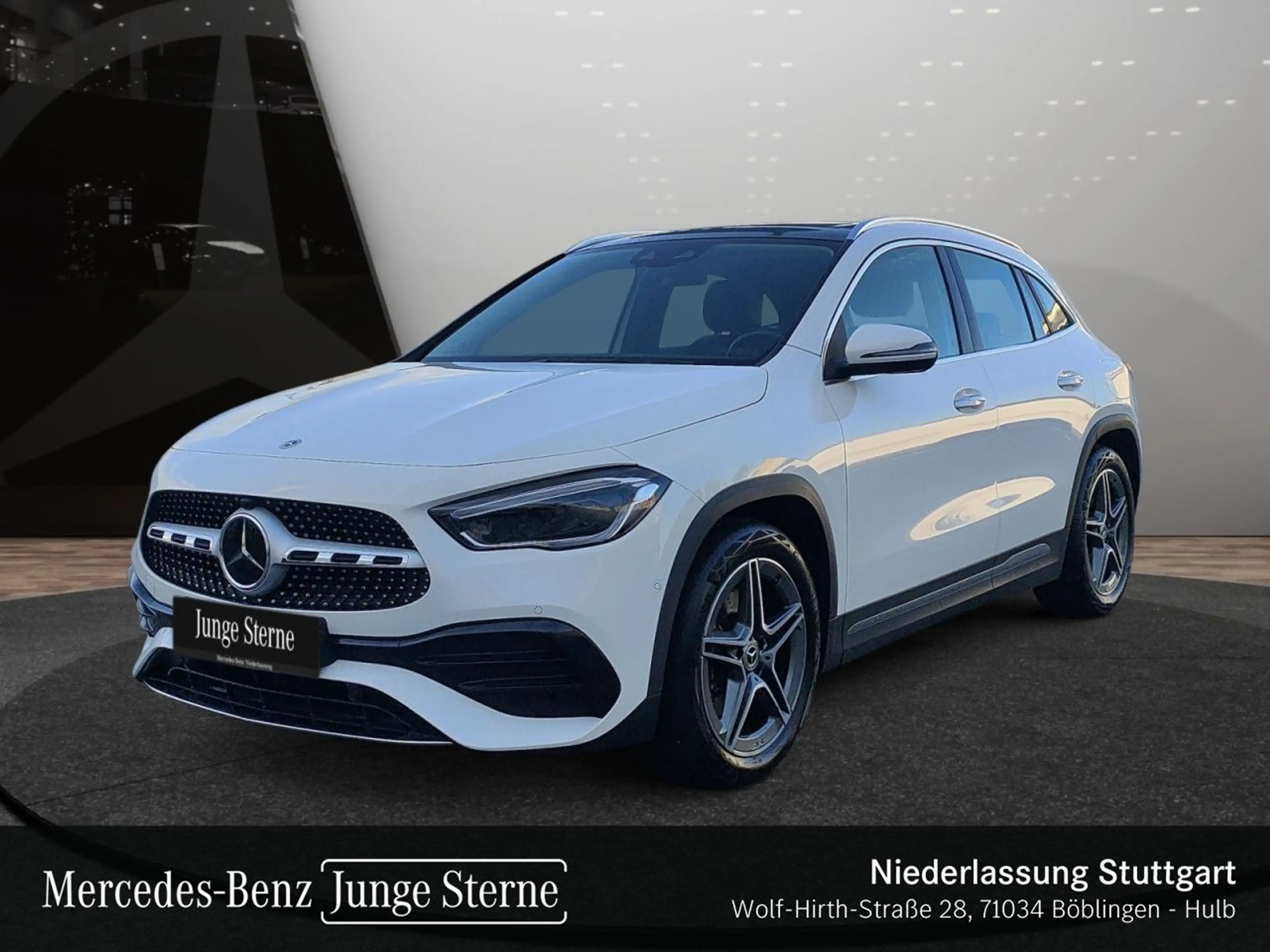 Mercedes-Benz GLA 220 d 4M AMG+PANO+AHK+MULTIBEAM+KAMERA+KEYLESS — photo 2