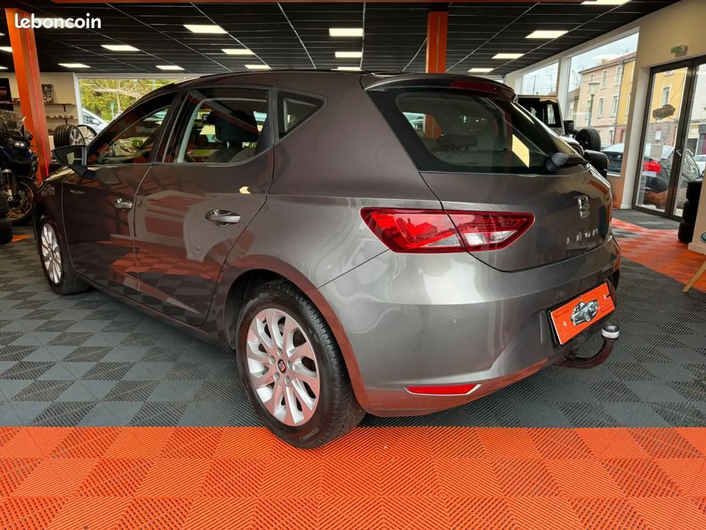 SEAT Leon Pack STYLE 1.4I TSI 16V 125 cv Garantie 12 mois - 2