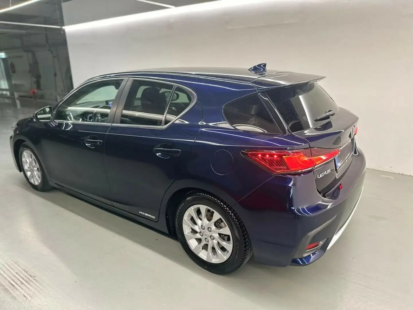 Lexus CT 200h CT200H Woman Edition / Kamera / 8 Fach bereift Bleu - 2