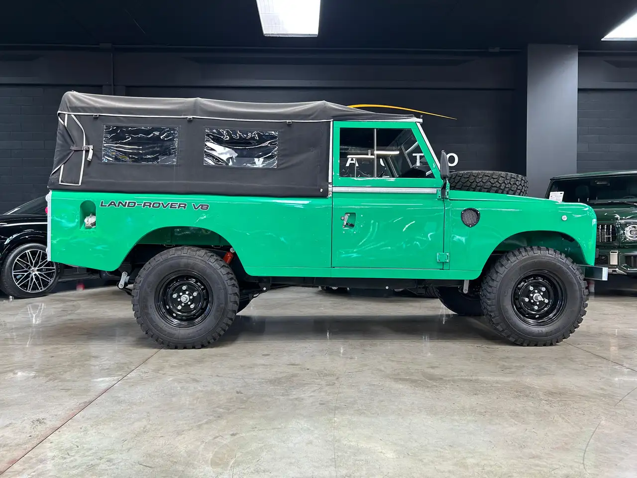 Land Rover Defender 109 - S.W. - V8 SERIE III - ASI - COMPLETAMENTE RESTAURATO, foto 7