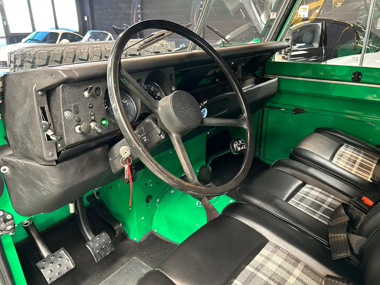 Land Rover Defender 109 - S.W. - V8 SERIE III - ASI - COMPLETAMENTE RESTAURATO, foto 11