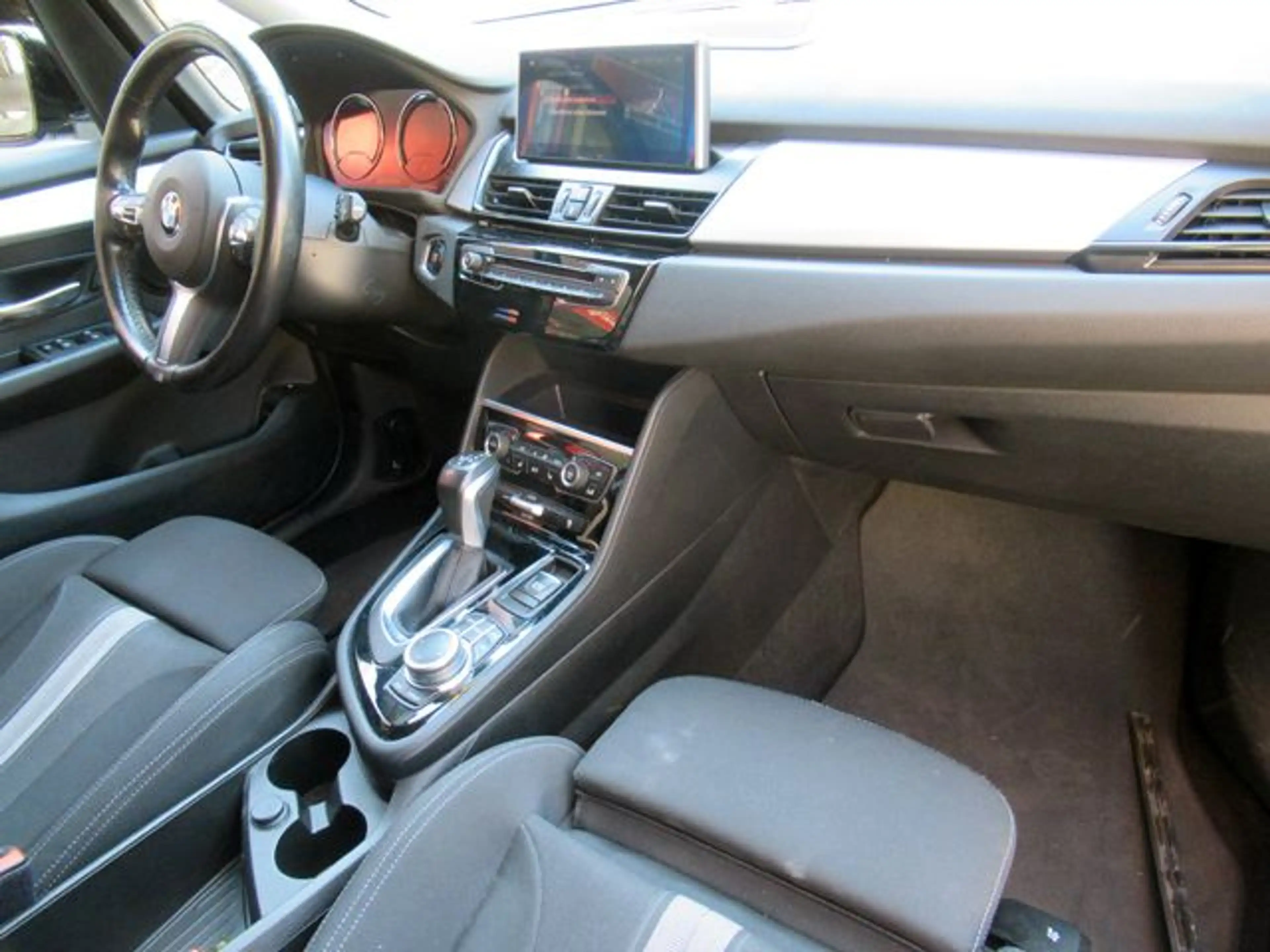 BMW 225 225xe iPerformance Active Tourer Navi/SHZ/RFK — photo 9
