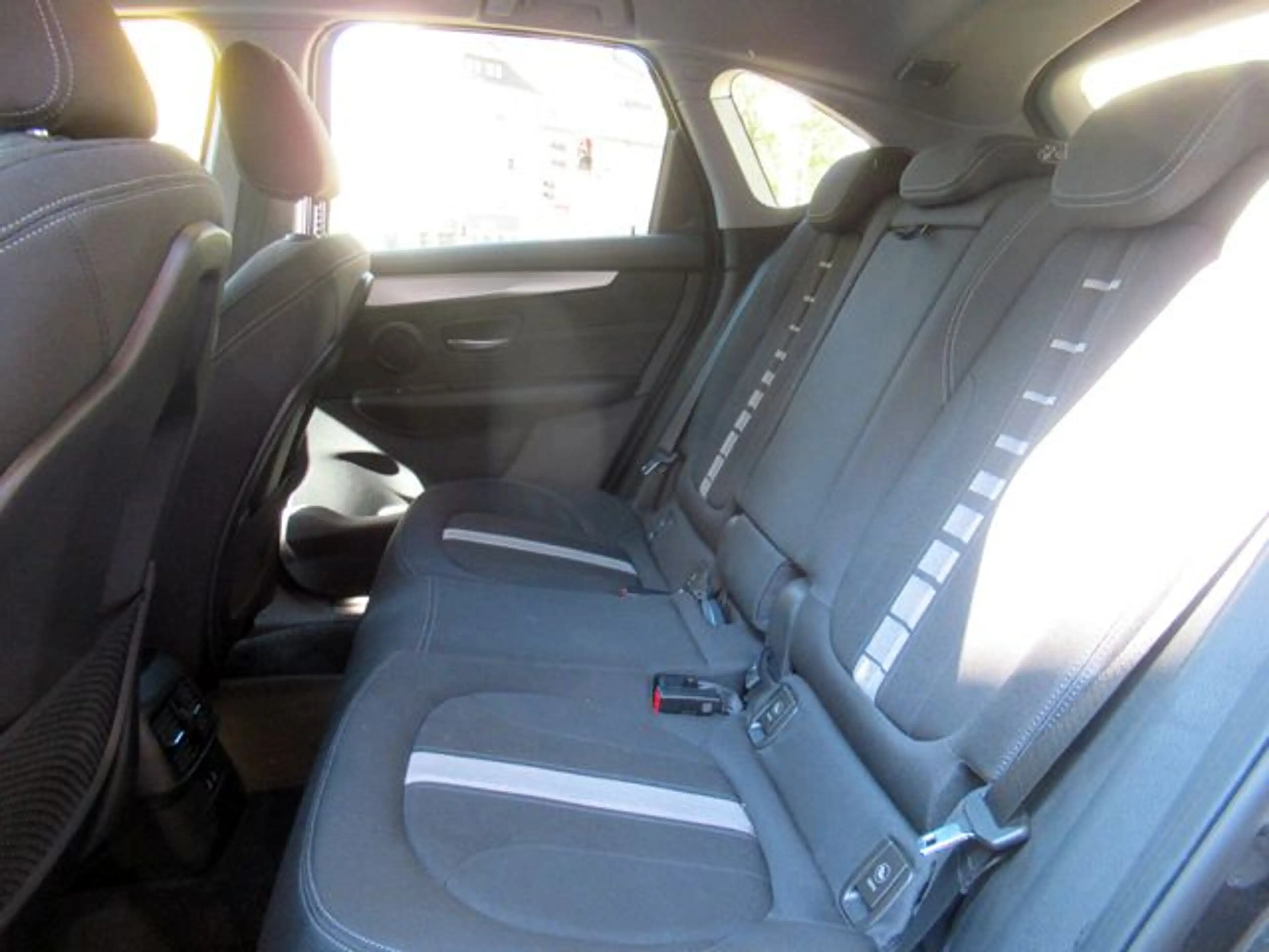 BMW 225 225xe iPerformance Active Tourer Navi/SHZ/RFK — photo 10
