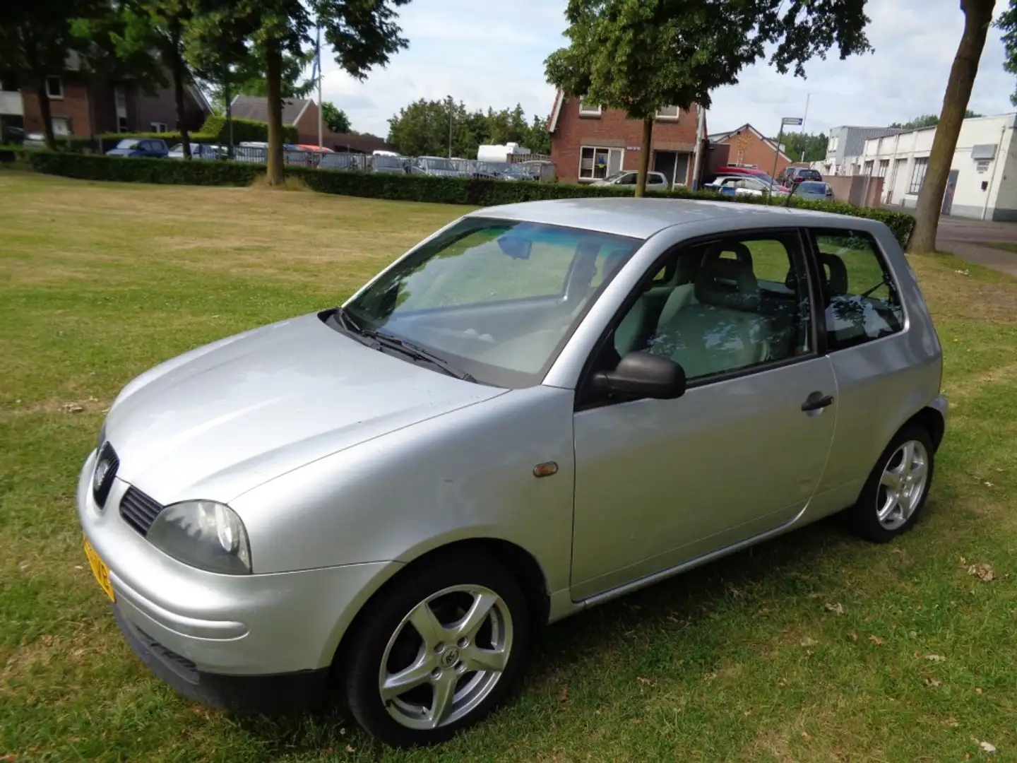 SEAT Arosa 25-6-2026  a p k Gri - 1