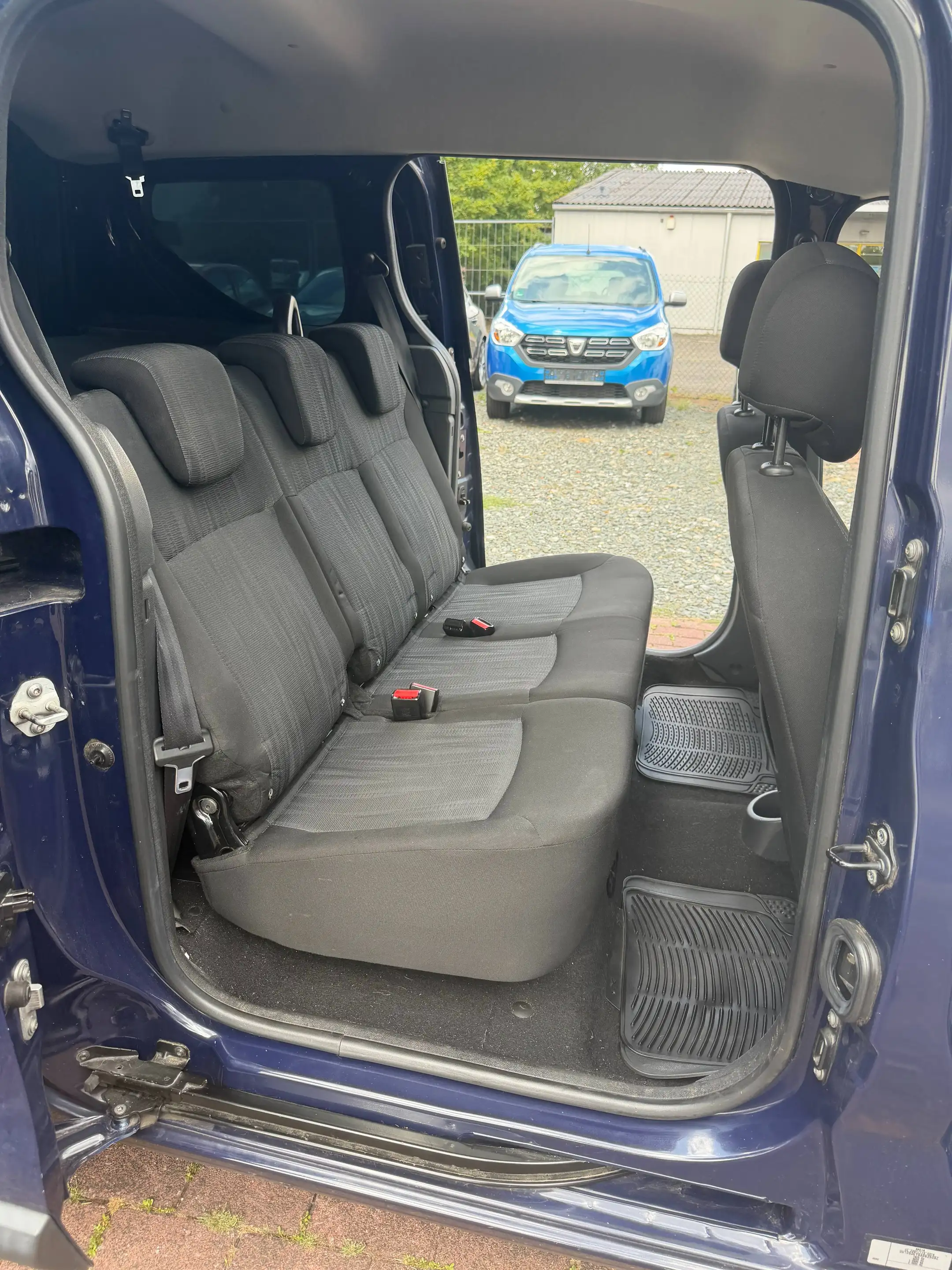 Dacia Dokker 1.Hand/Scheckheft/Navi/Klima/04.2027 — photo 14