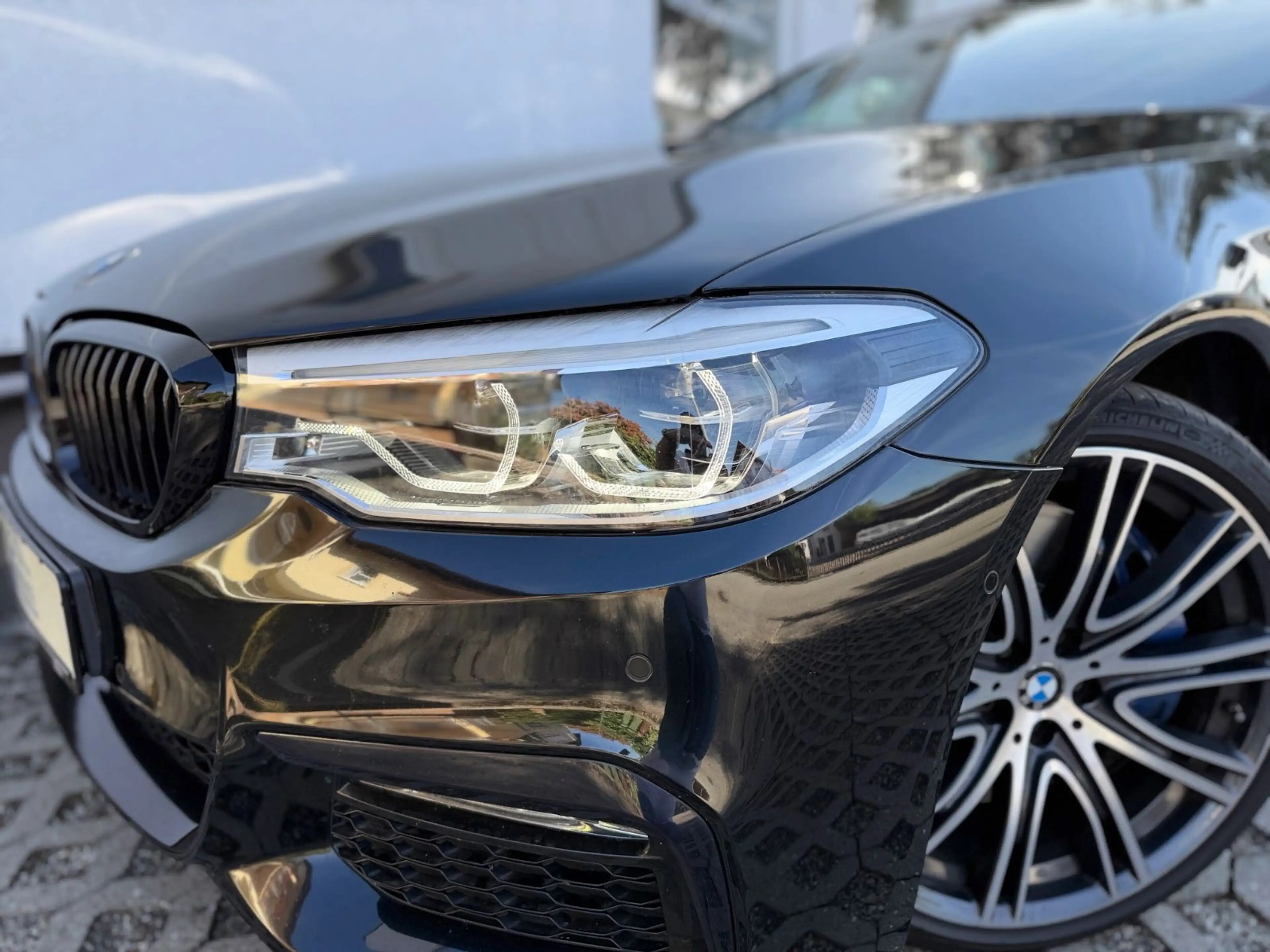 BMW 540 i xDrive Touring M-Paket HUD MID PANO AHK 20" — photo 10