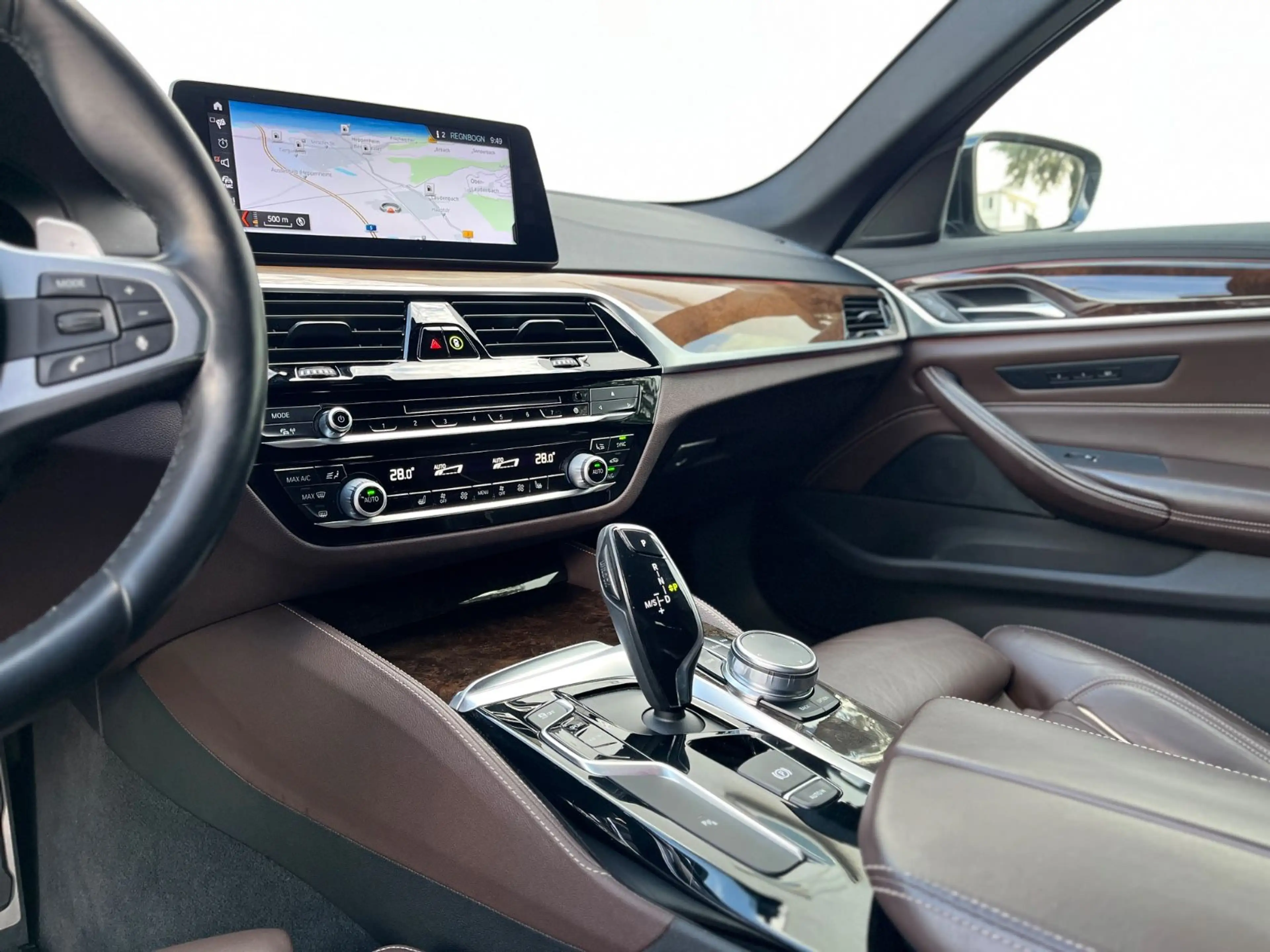 BMW 540 i xDrive Touring M-Paket HUD MID PANO AHK 20" — photo 14