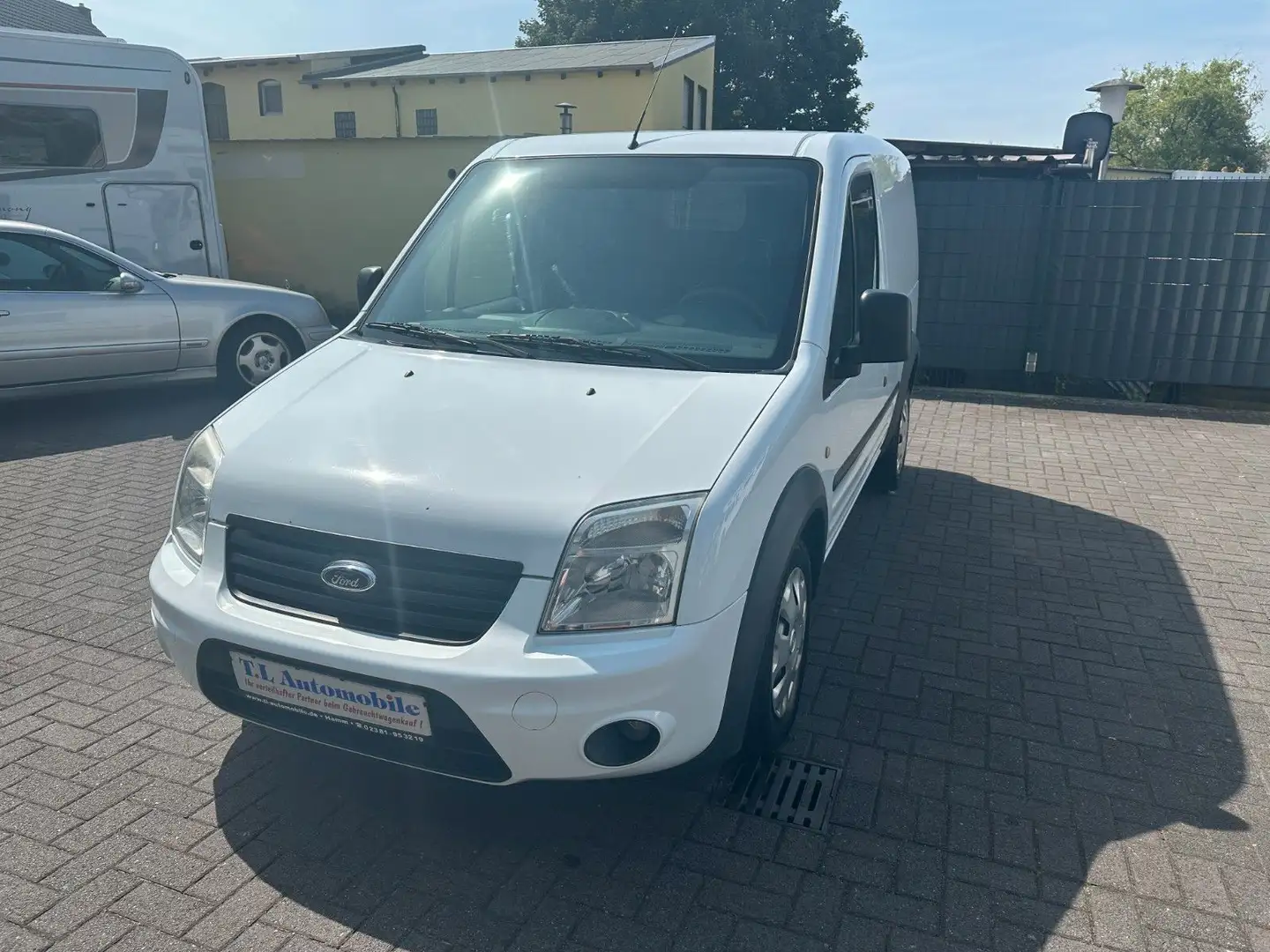 Ford Transit Connect Kasten Klima/Navi/PDC Fehér - 1