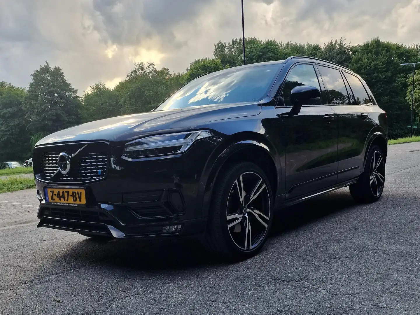 Volvo XC90 Volvo XC90 2.0 D5 R-Disegn polestar te kop 7pp Zwart - 2