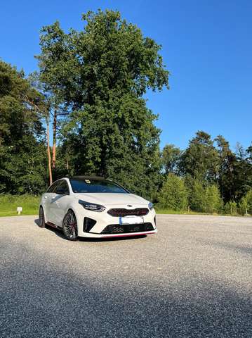 Imagine Kia ProCeed / pro_cee'd 1.6 T-GDI DCT7 OPF GT