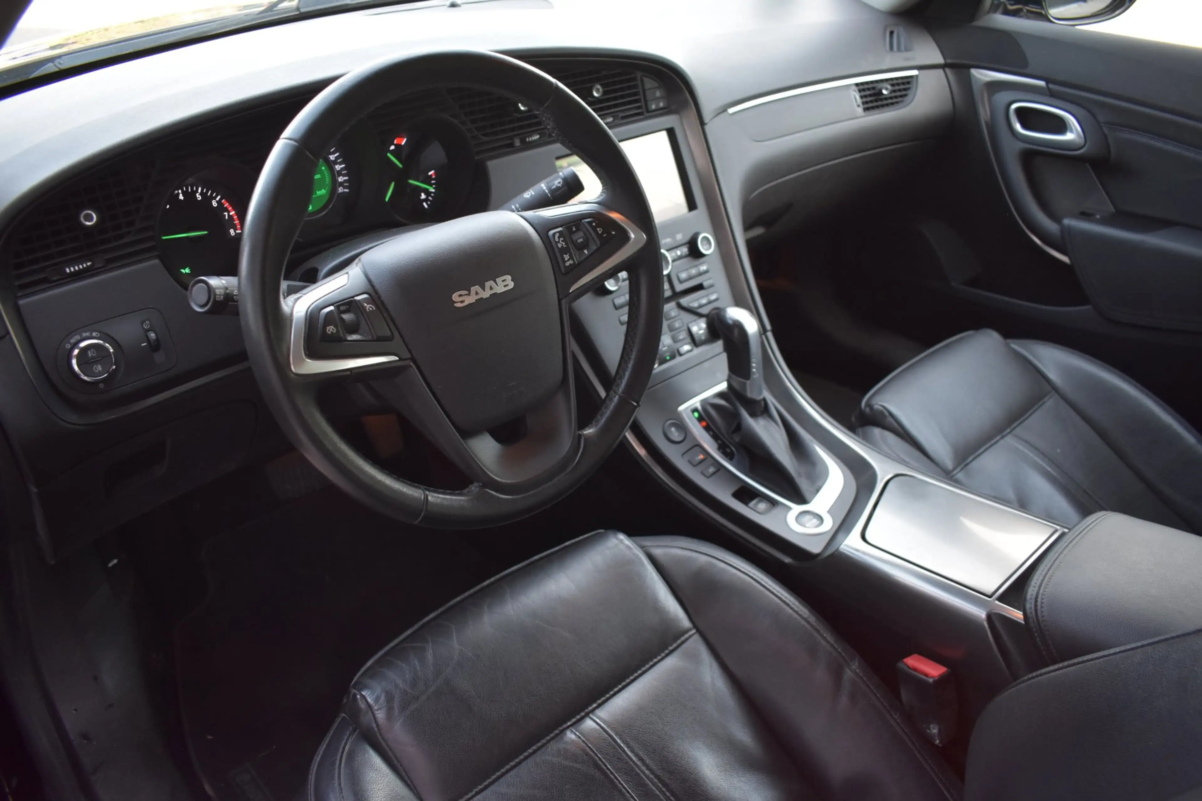 Saab 9-5 2.0T Aero '11 Leder Xenon Clima Navi Cruise — photo 6