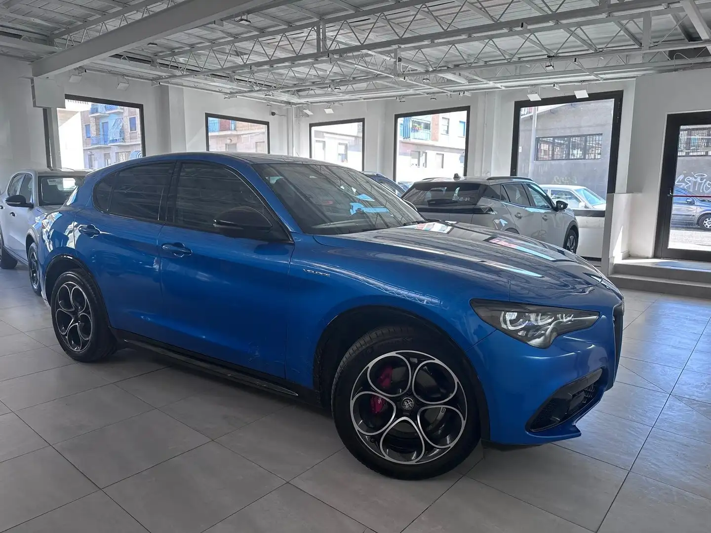 Alfa Romeo Stelvio Stelvio 2023 2.2 t Veloce Q4 210cv auto in arrivo Blu/Azzurro - 1