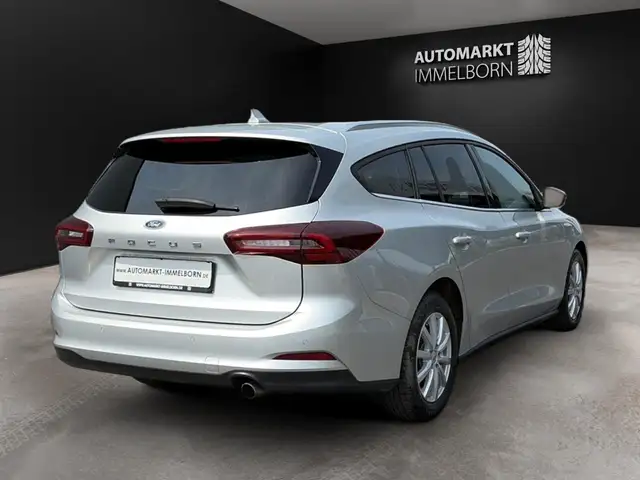 Ford Focus view 7
