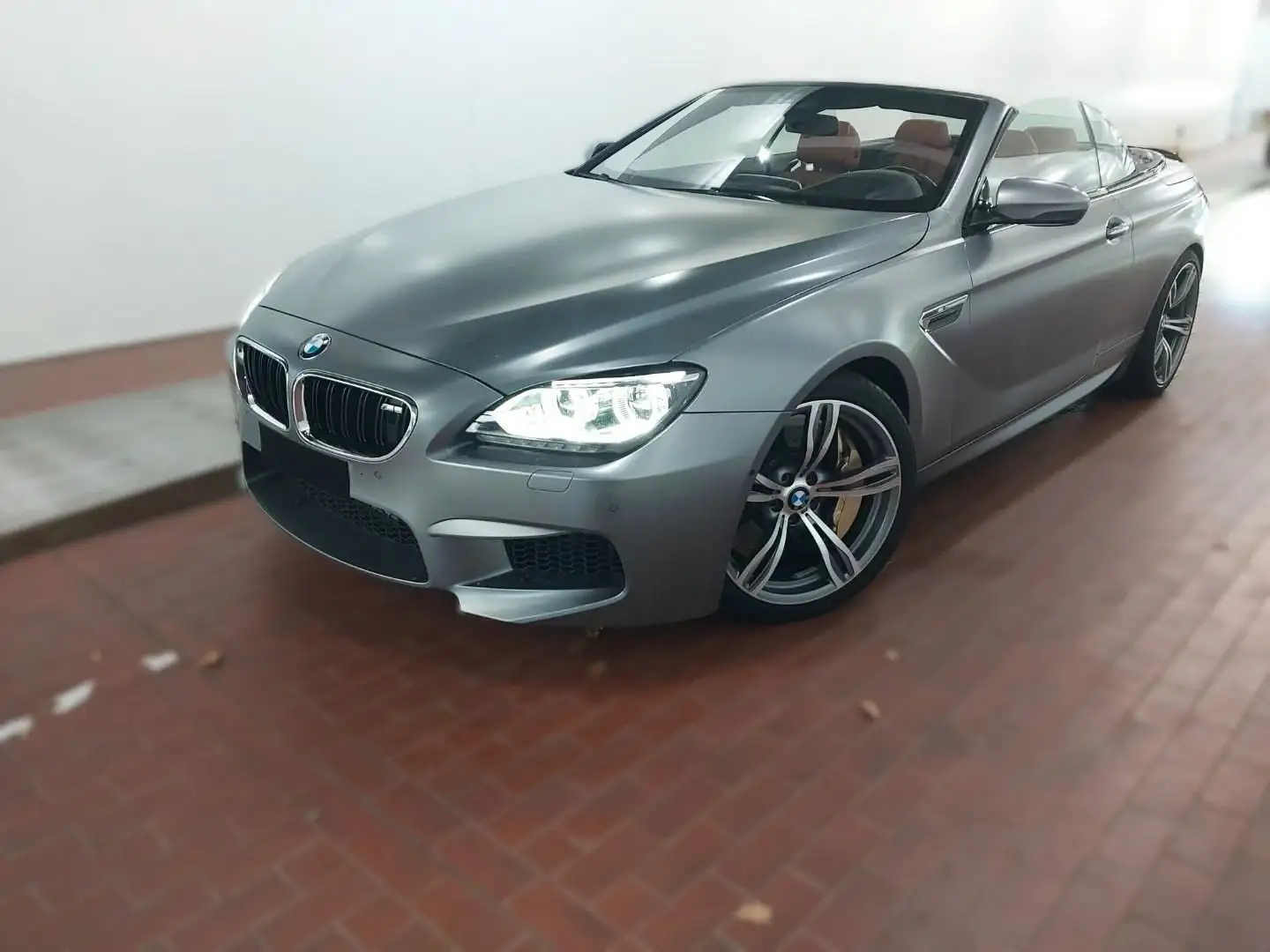 BMW M6 Cabrio Competition/CARBON-KERAMIK/M DRIVERS Grau - 2