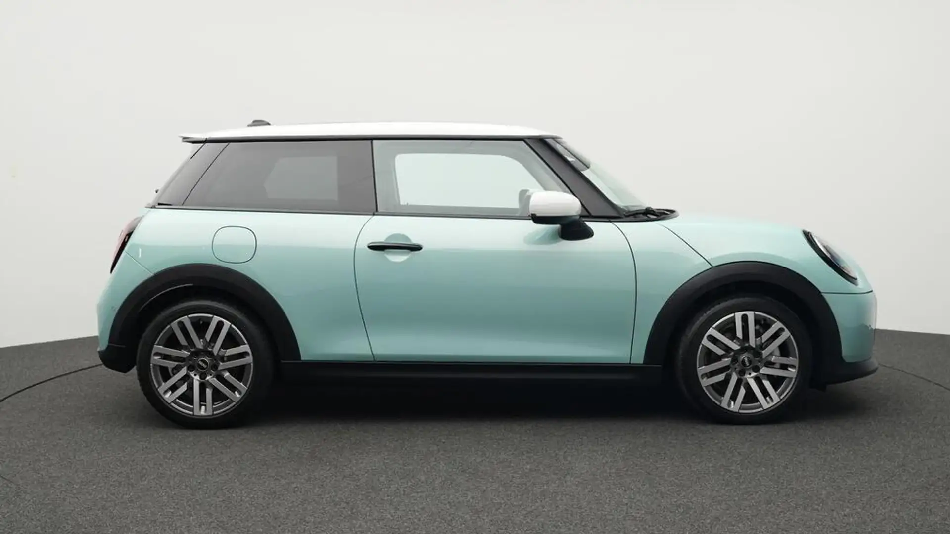 MINI Cooper S Classic Trim Vert - 2