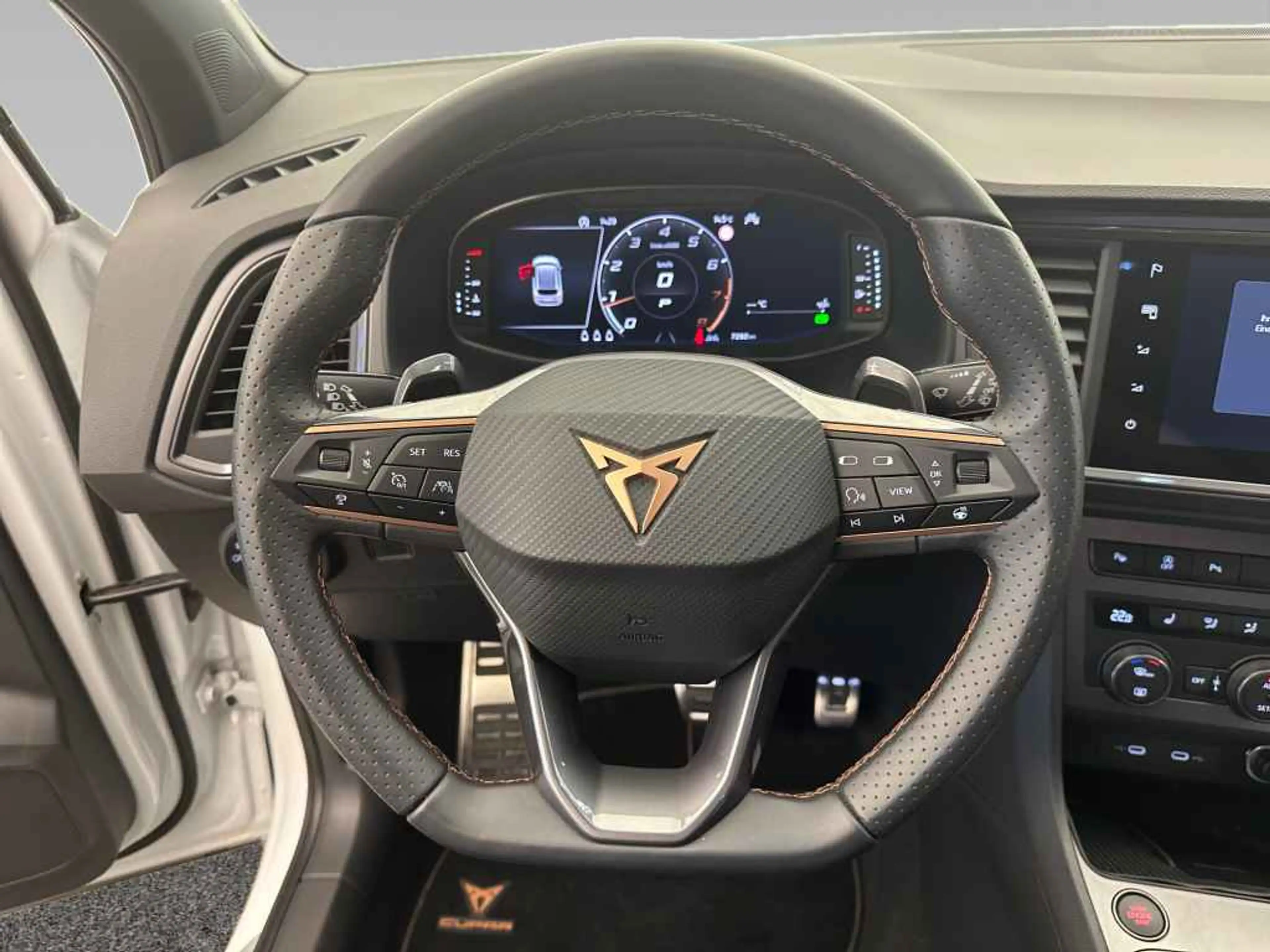 CUPRA Ateca 2.0 TSI DSG 4D *AHK*LED*NAVI*ACC*SHZ*PDC* — photo 12