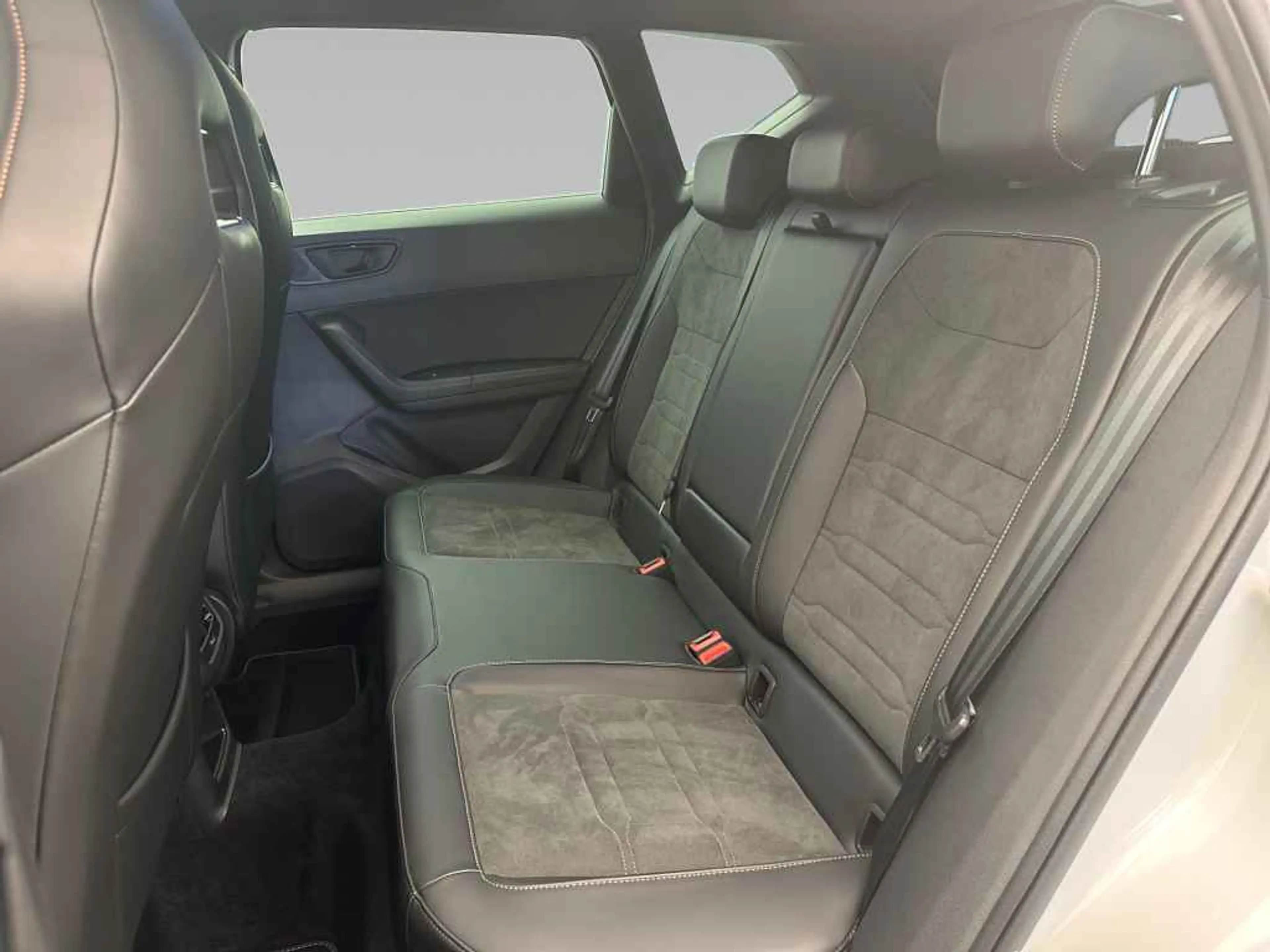 CUPRA Ateca 2.0 TSI DSG 4D *AHK*LED*NAVI*ACC*SHZ*PDC* — photo 11