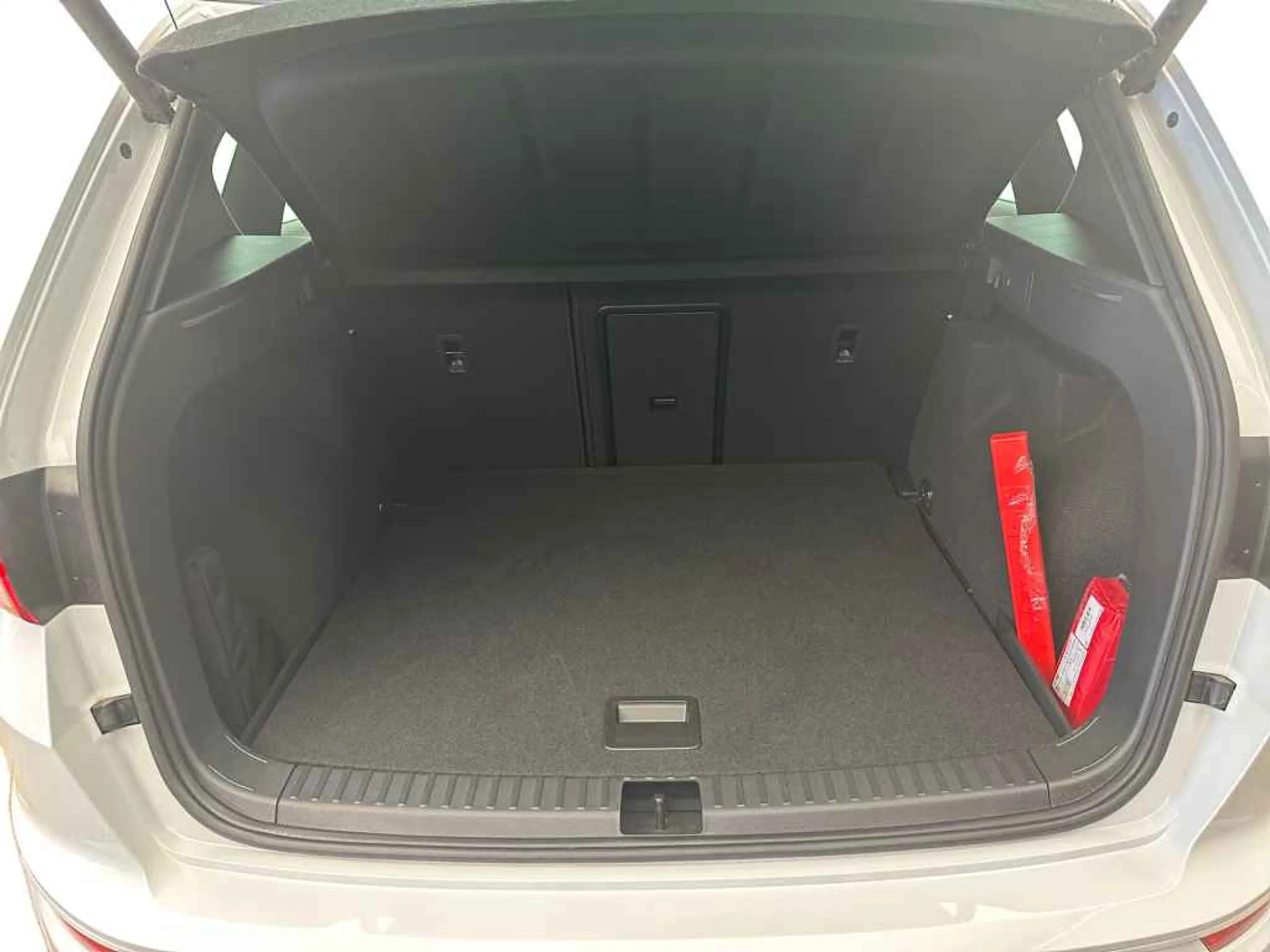 CUPRA Ateca 2.0 TSI DSG 4D *AHK*LED*NAVI*ACC*SHZ*PDC* — photo 8