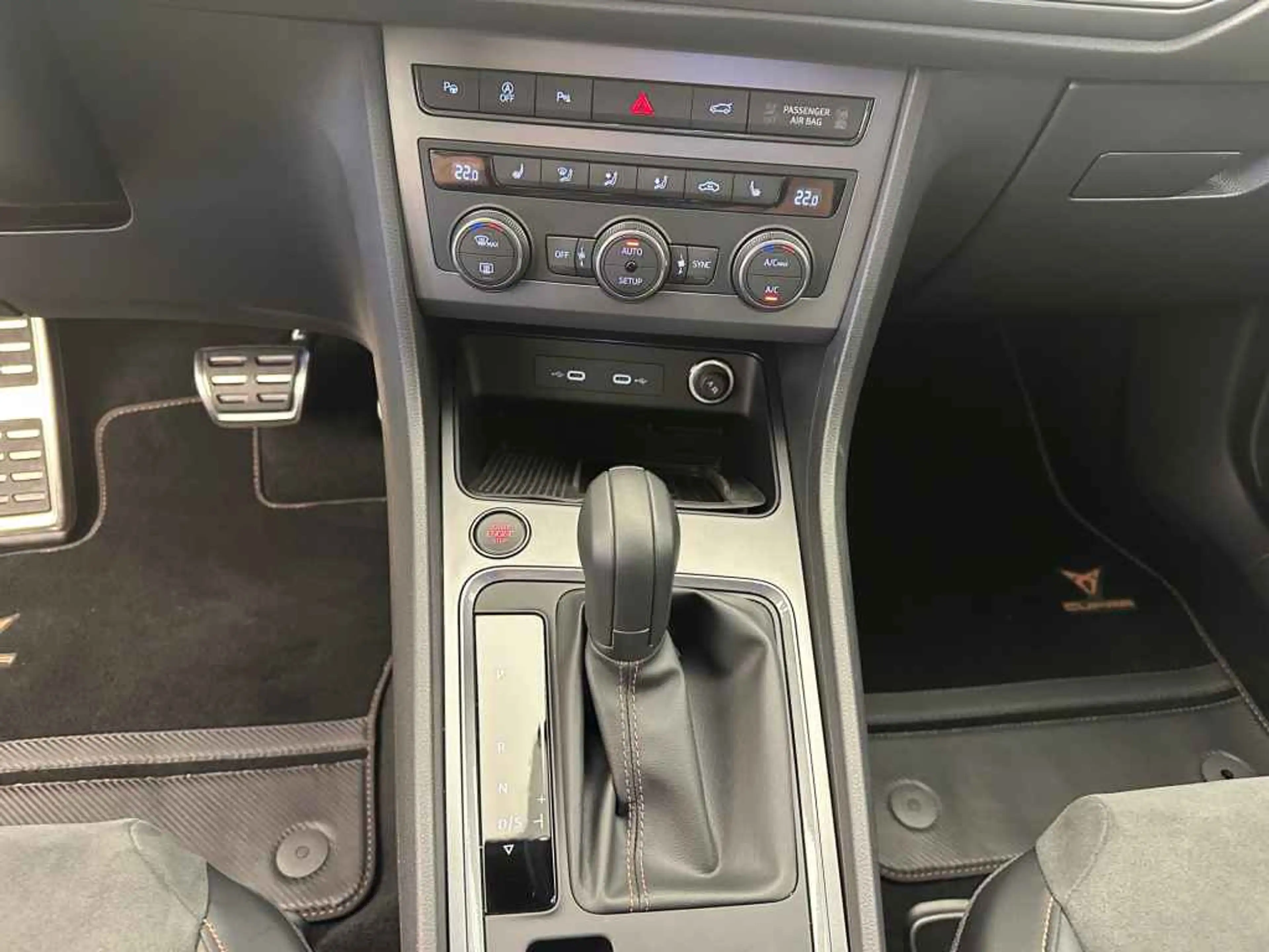 CUPRA Ateca 2.0 TSI DSG 4D *AHK*LED*NAVI*ACC*SHZ*PDC* — photo 13