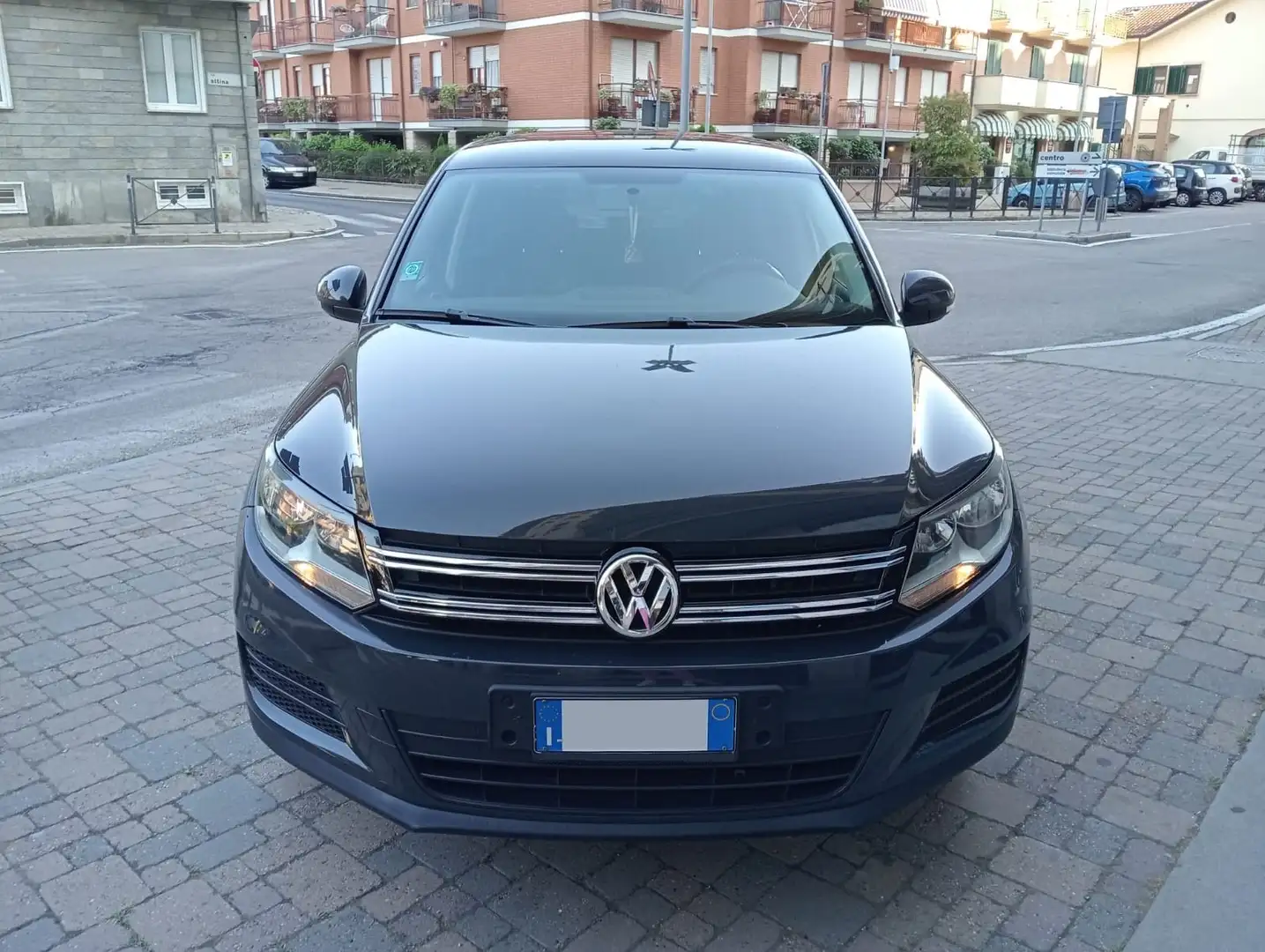 Volkswagen Tiguan Tiguan 2.0 TDI Nero - 2