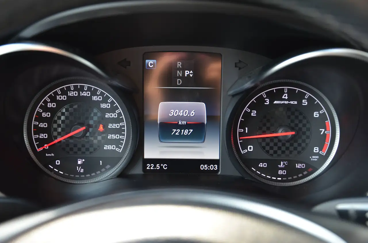 Mercedes-Benz GLC photo Mercedes-Benz GLC